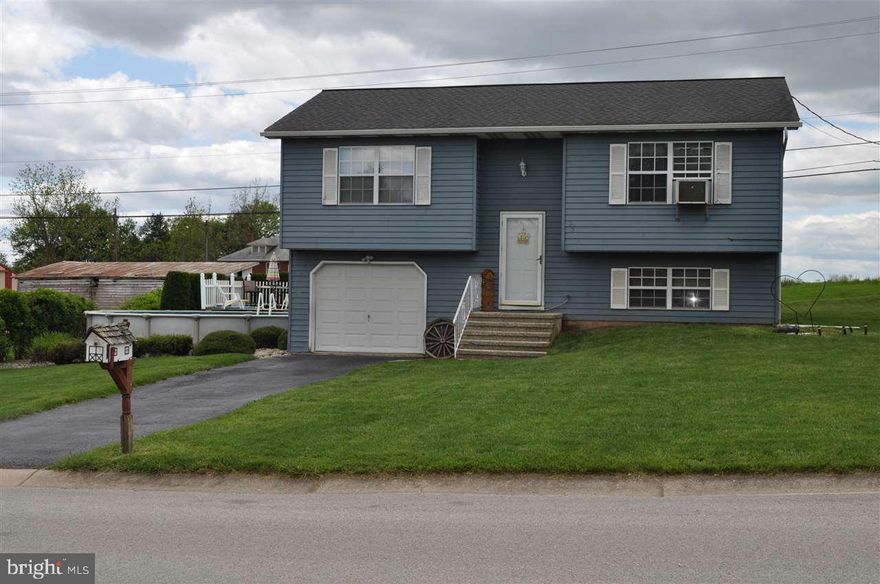 A delightful family home, first time offered. A hop-skip & jump to schools & shopping. Enjoy warm days relaxing by the pool. This 3 Bedroom home awaits a new owner. There is an unfinished room in the basement that could be finished for additional living space. Deck off Kitchen.