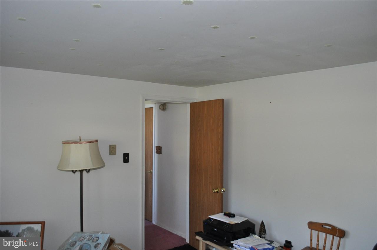 SUNRISE ACRES - Residential