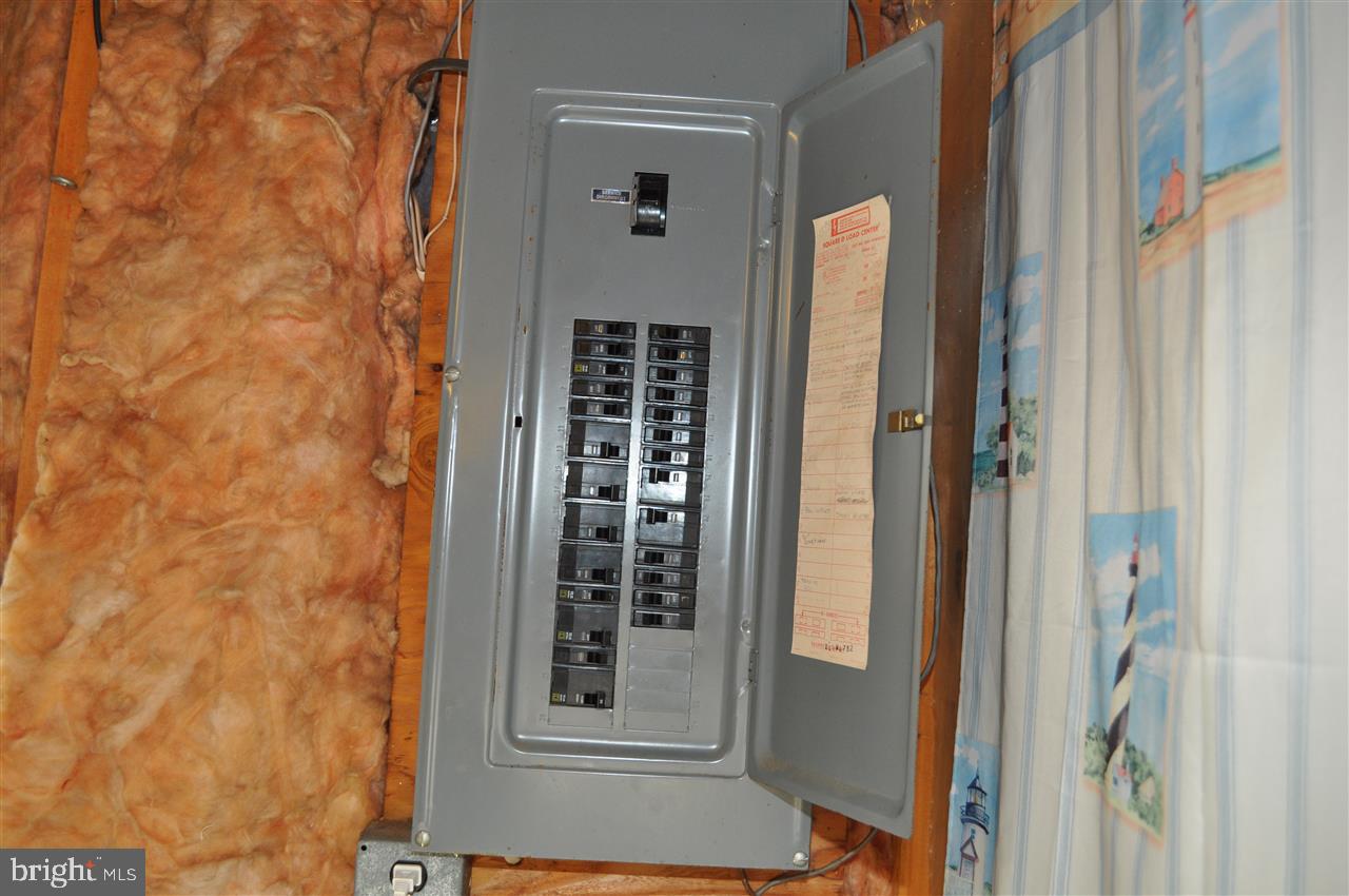 SUNRISE ACRES - Residential