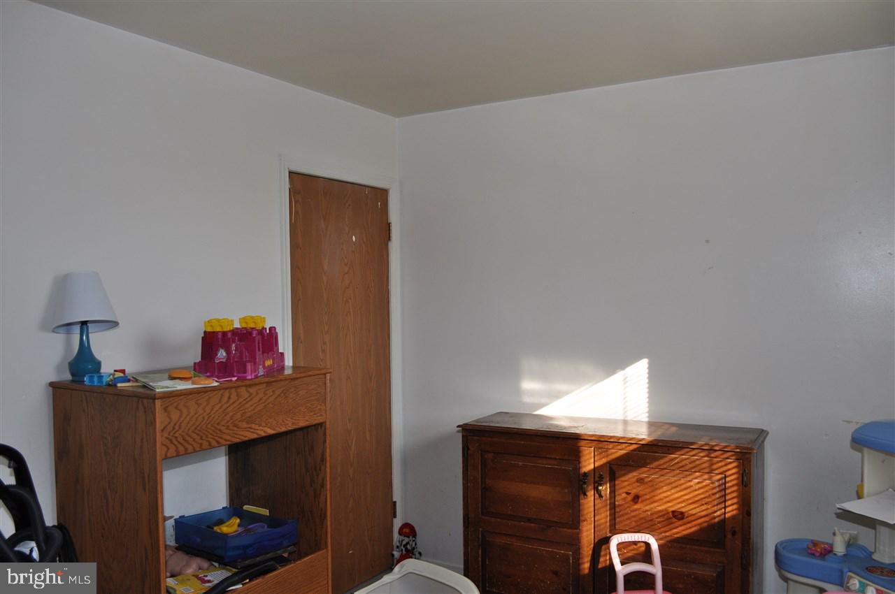 SUNRISE ACRES - Residential