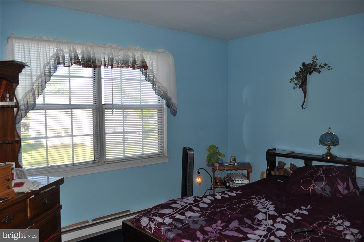 SUNRISE ACRES - Residential