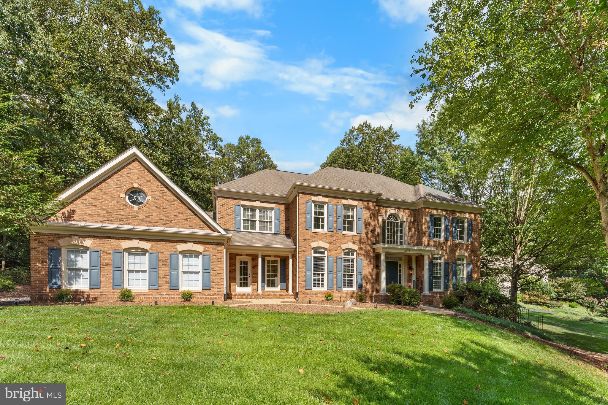 AIRSTON AT FOX MILL - Residential