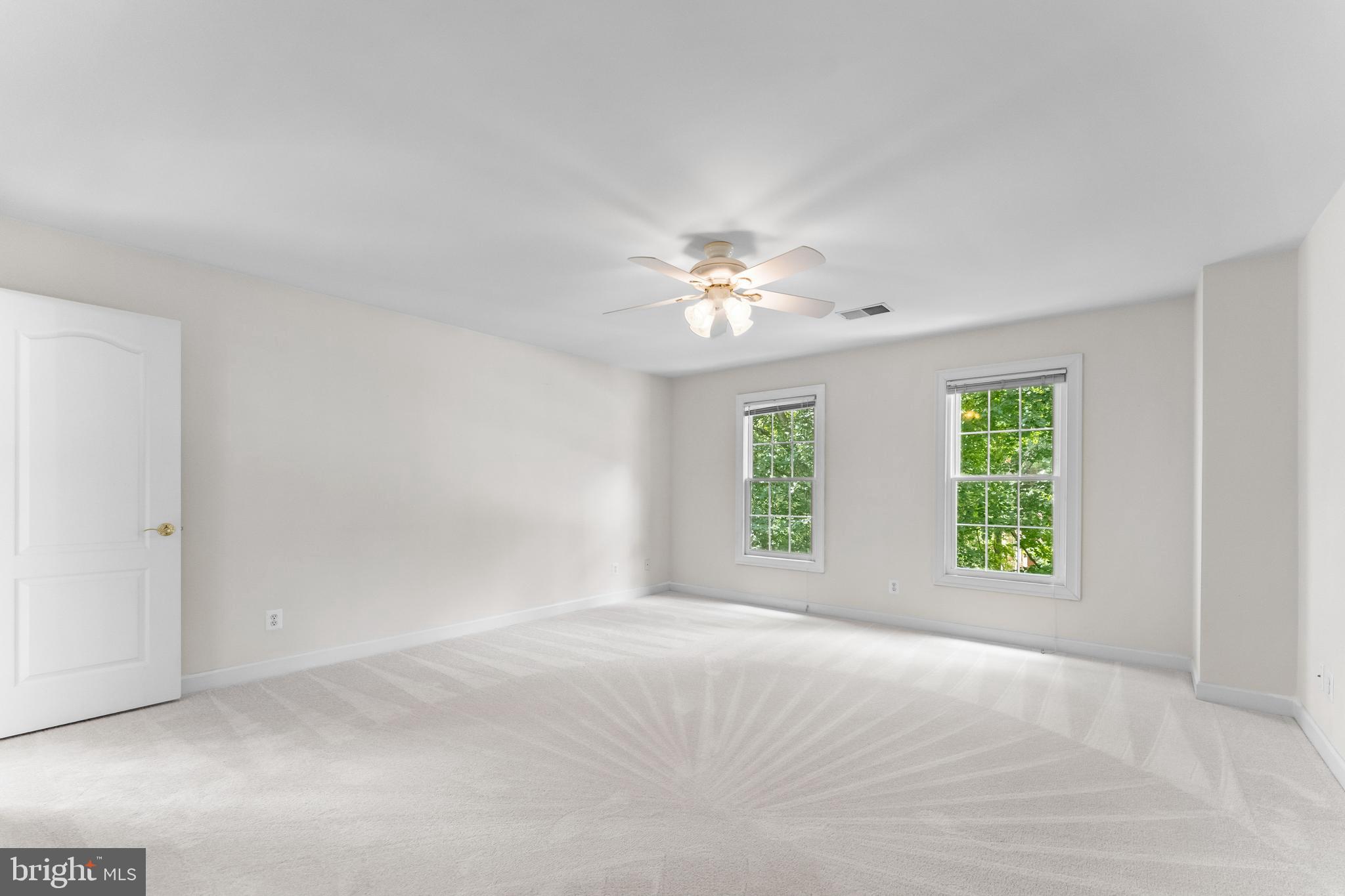 AIRSTON AT FOX MILL - Residential