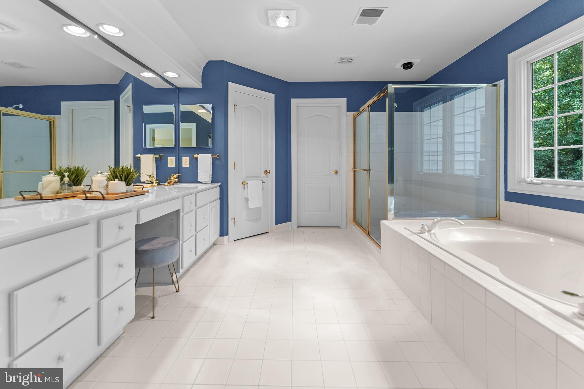 AIRSTON AT FOX MILL - Residential