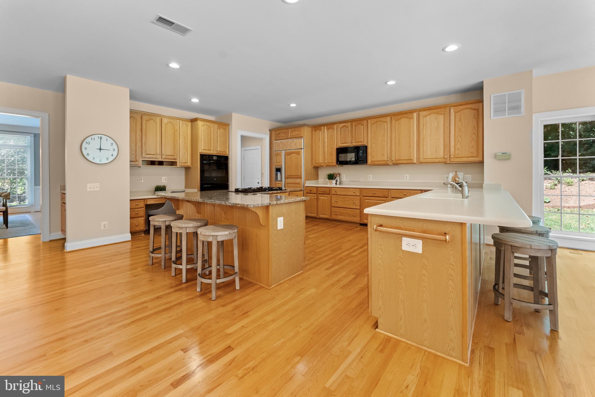 AIRSTON AT FOX MILL - Residential