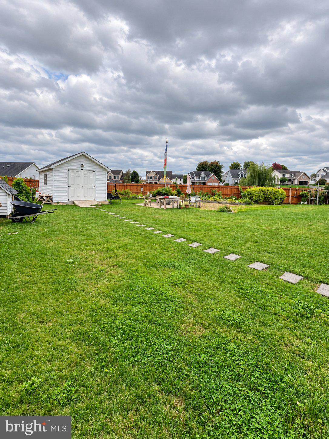 1905 EDGEWOOD DRIVE