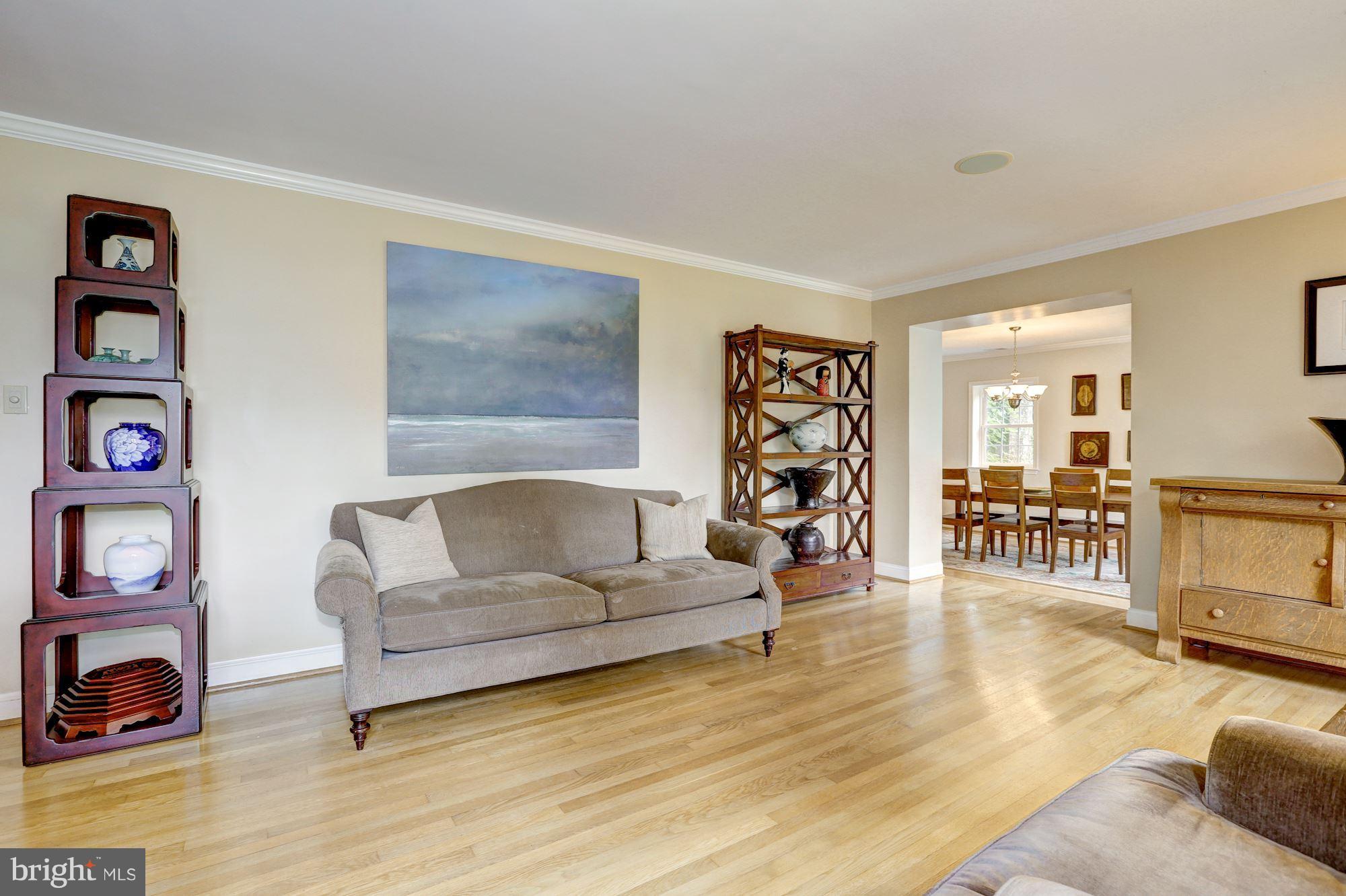 BRADLEY MANOR - Residential