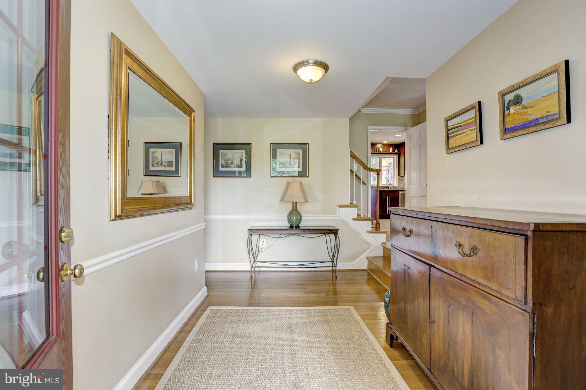 BRADLEY MANOR - Residential