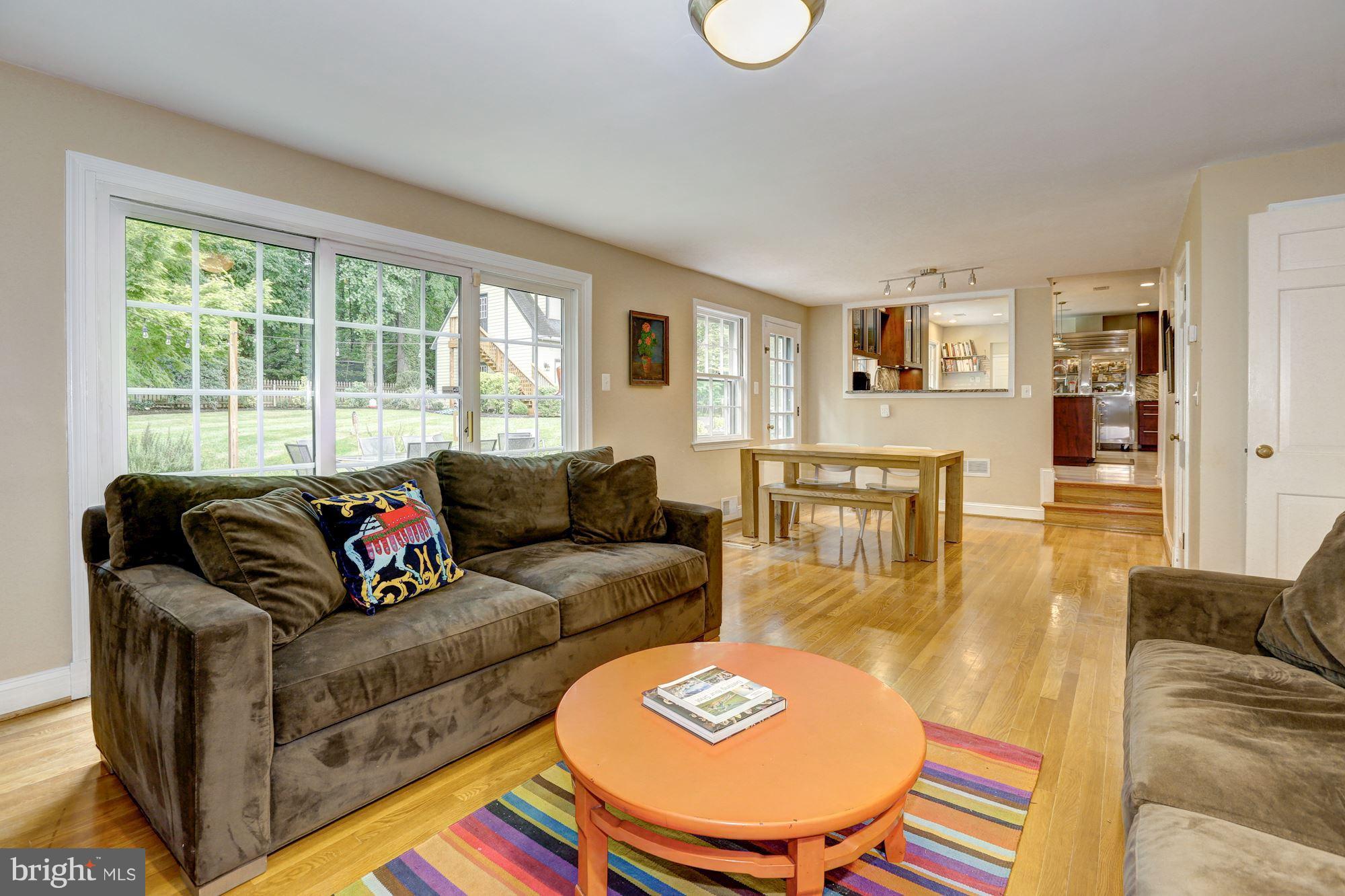 BRADLEY MANOR - Residential