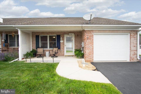 Townhouse For Sale - 720 Naples Drive<br/> Washington County, HAGERSTOWN, MD 21740