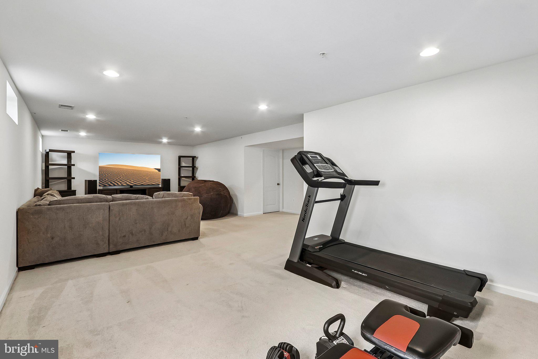MYERS ESTATES - Residential