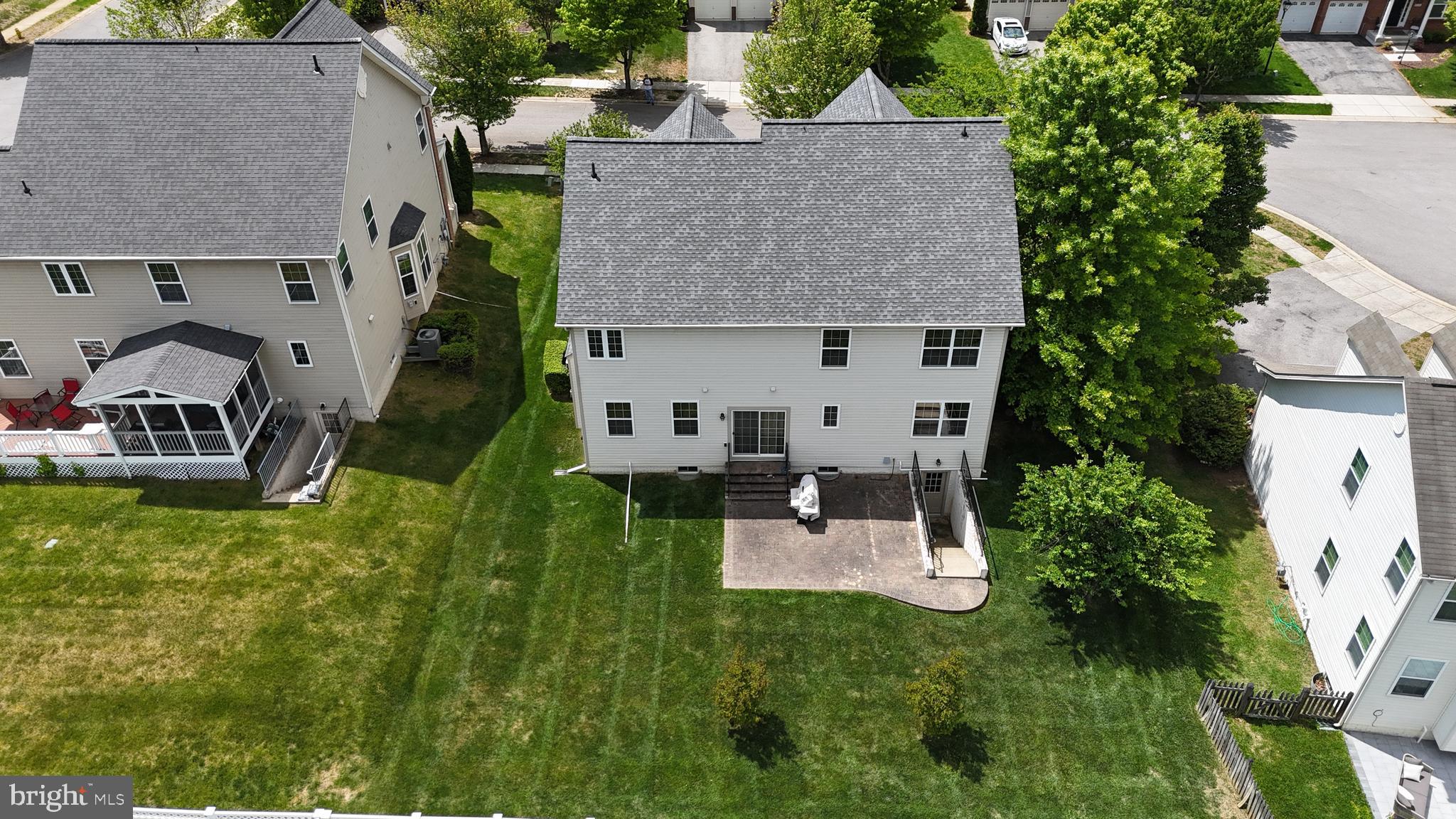 2741 EUSTON COURT