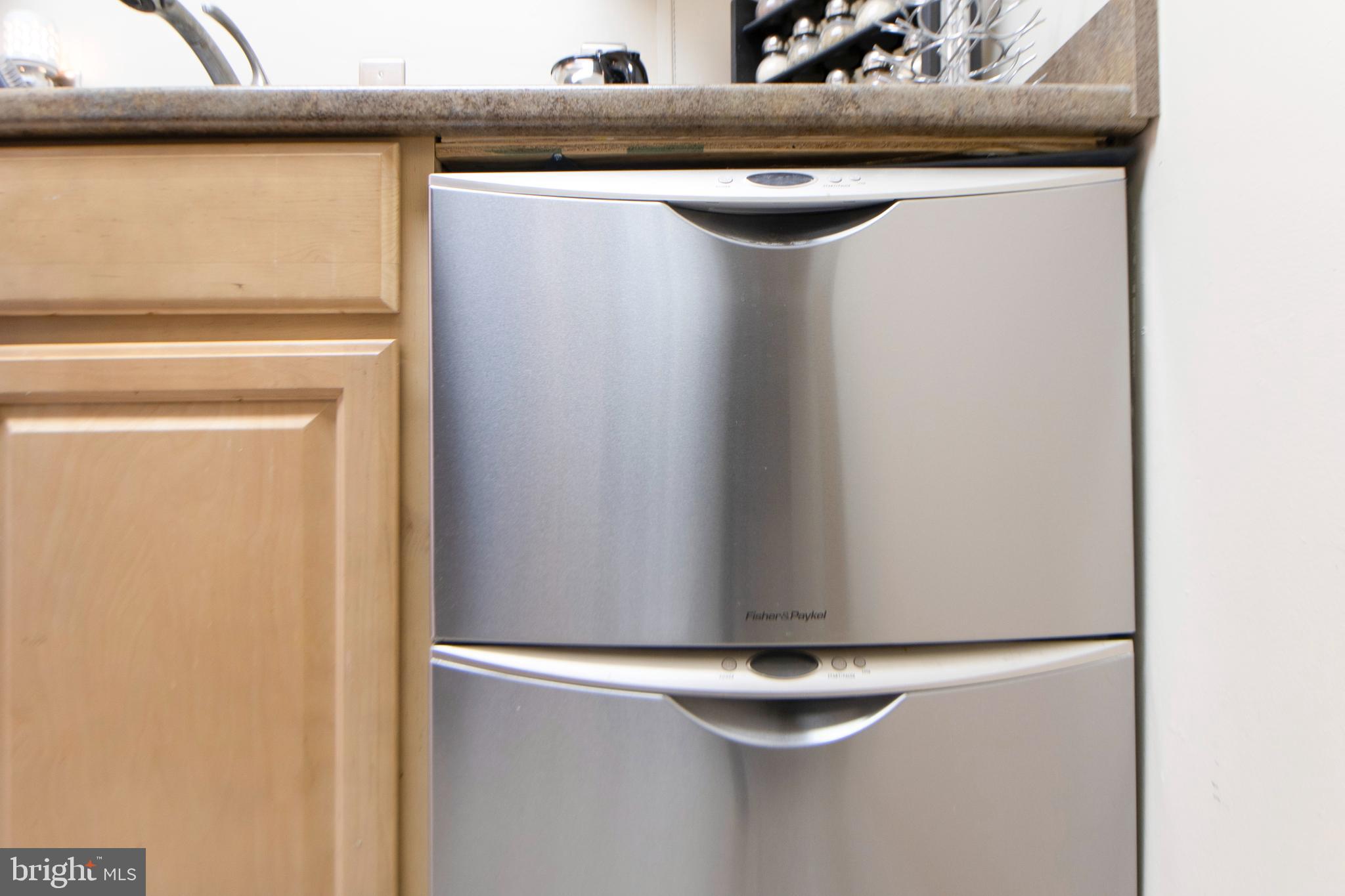 TOWERS IN WESTCHESTER PARK - Residential