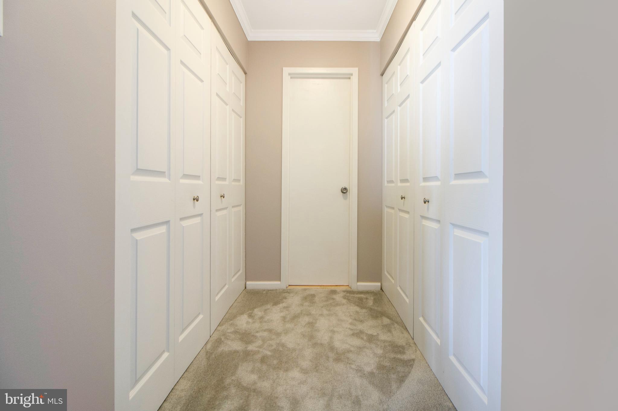 TOWERS IN WESTCHESTER PARK - Residential