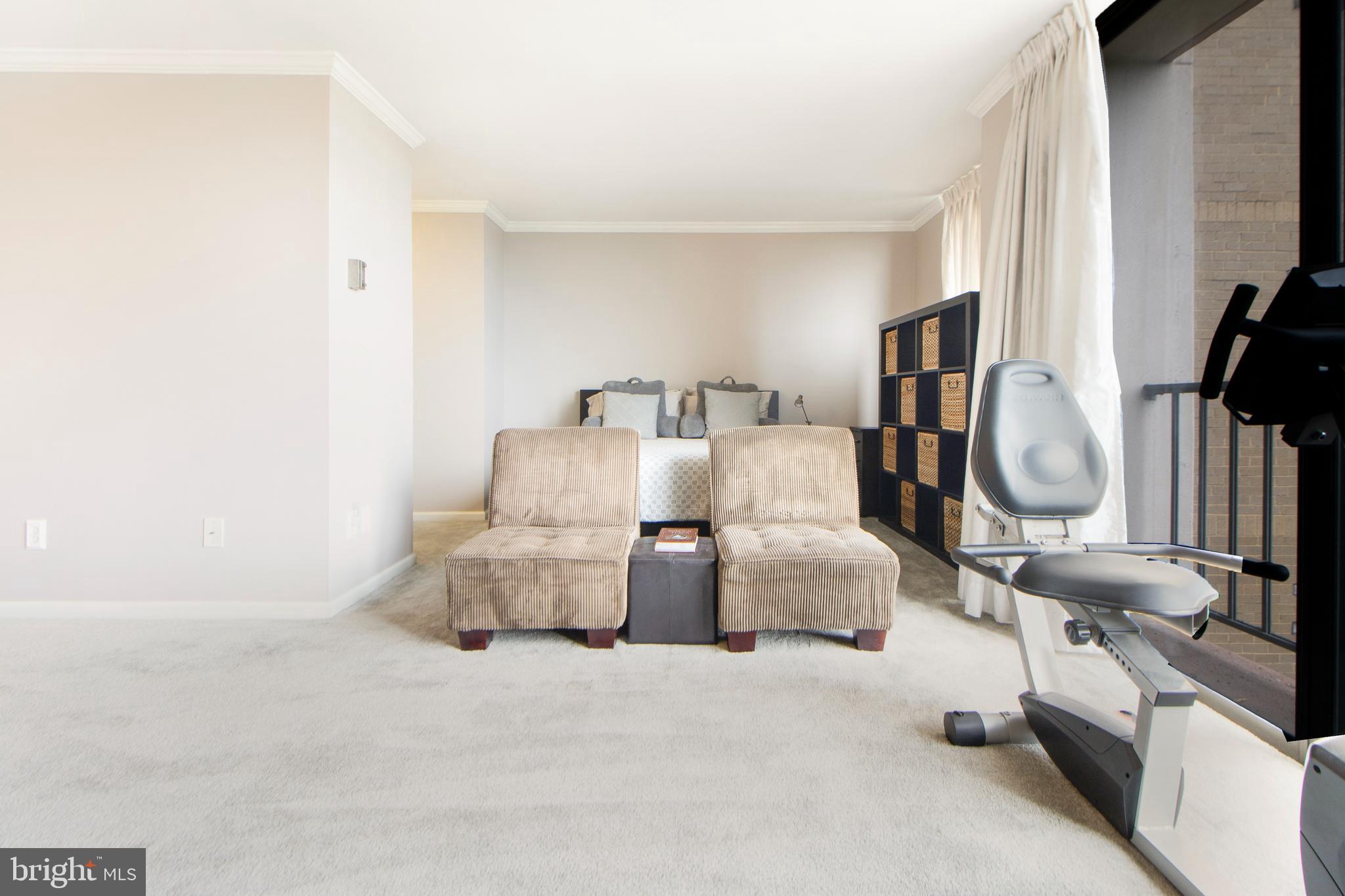 TOWERS IN WESTCHESTER PARK - Residential