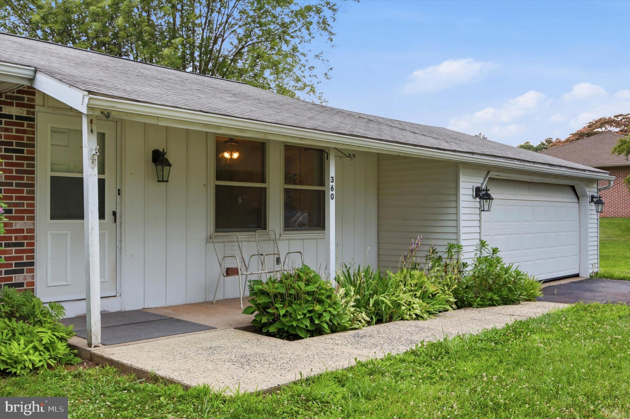 360 OAK DRIVE