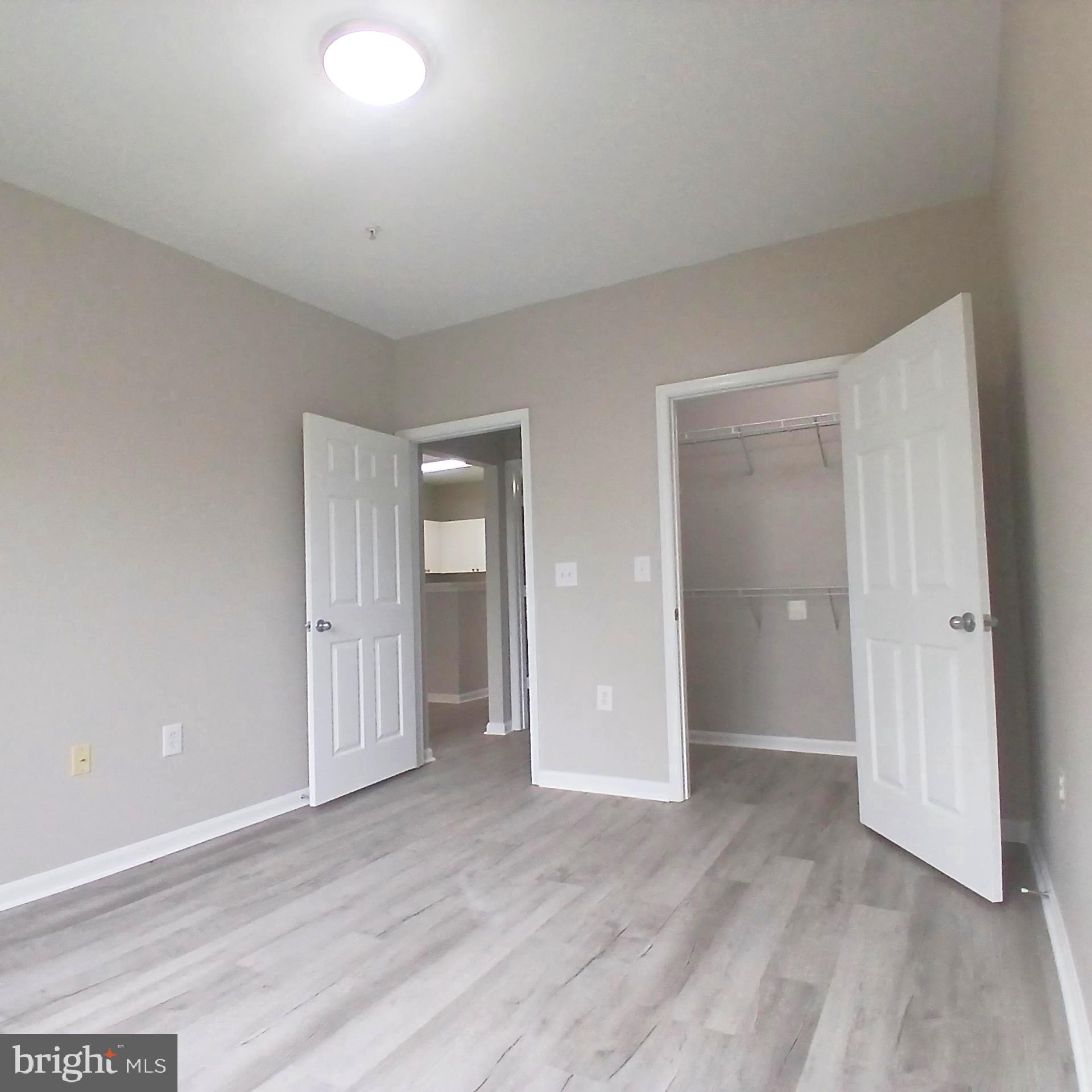 FAIRFAX RIDGE CONDOS - Residential Lease