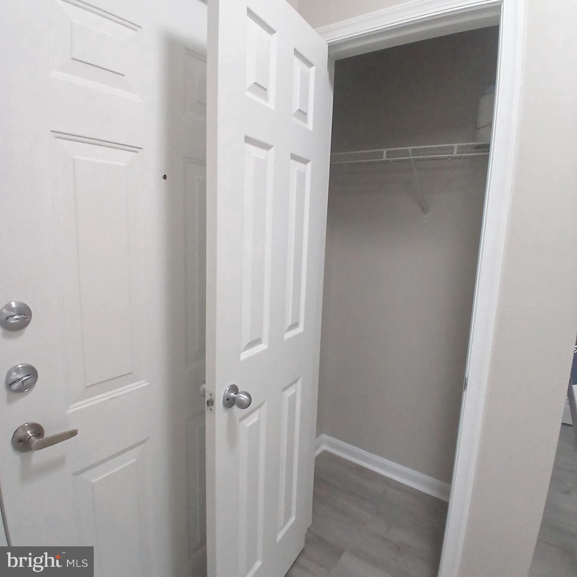 FAIRFAX RIDGE CONDOS - Residential Lease