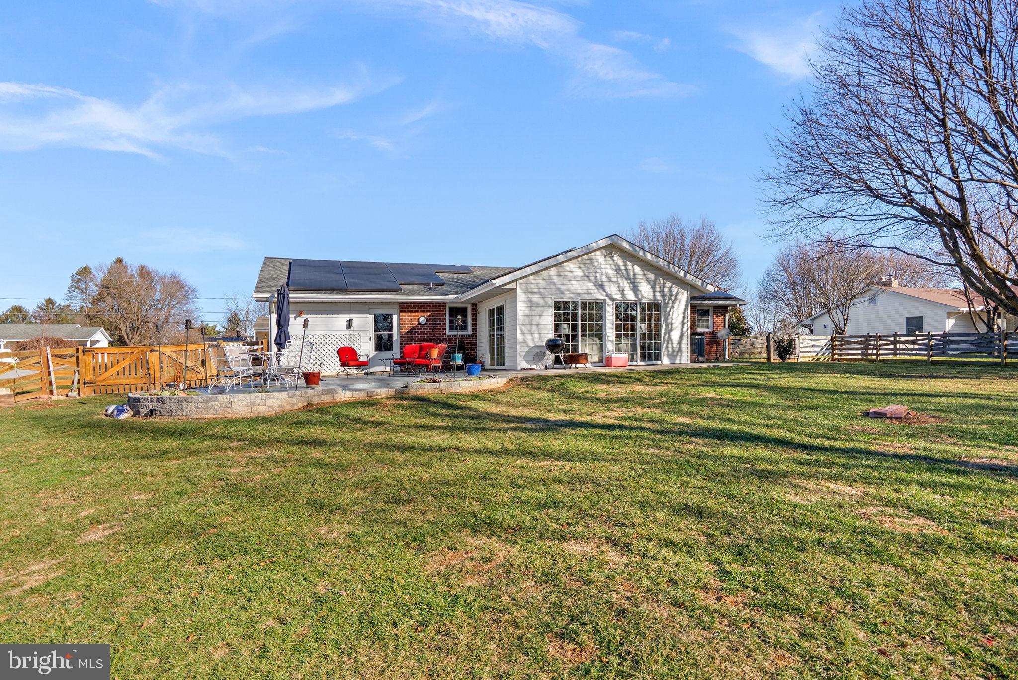 MAPLE CREST - Residential