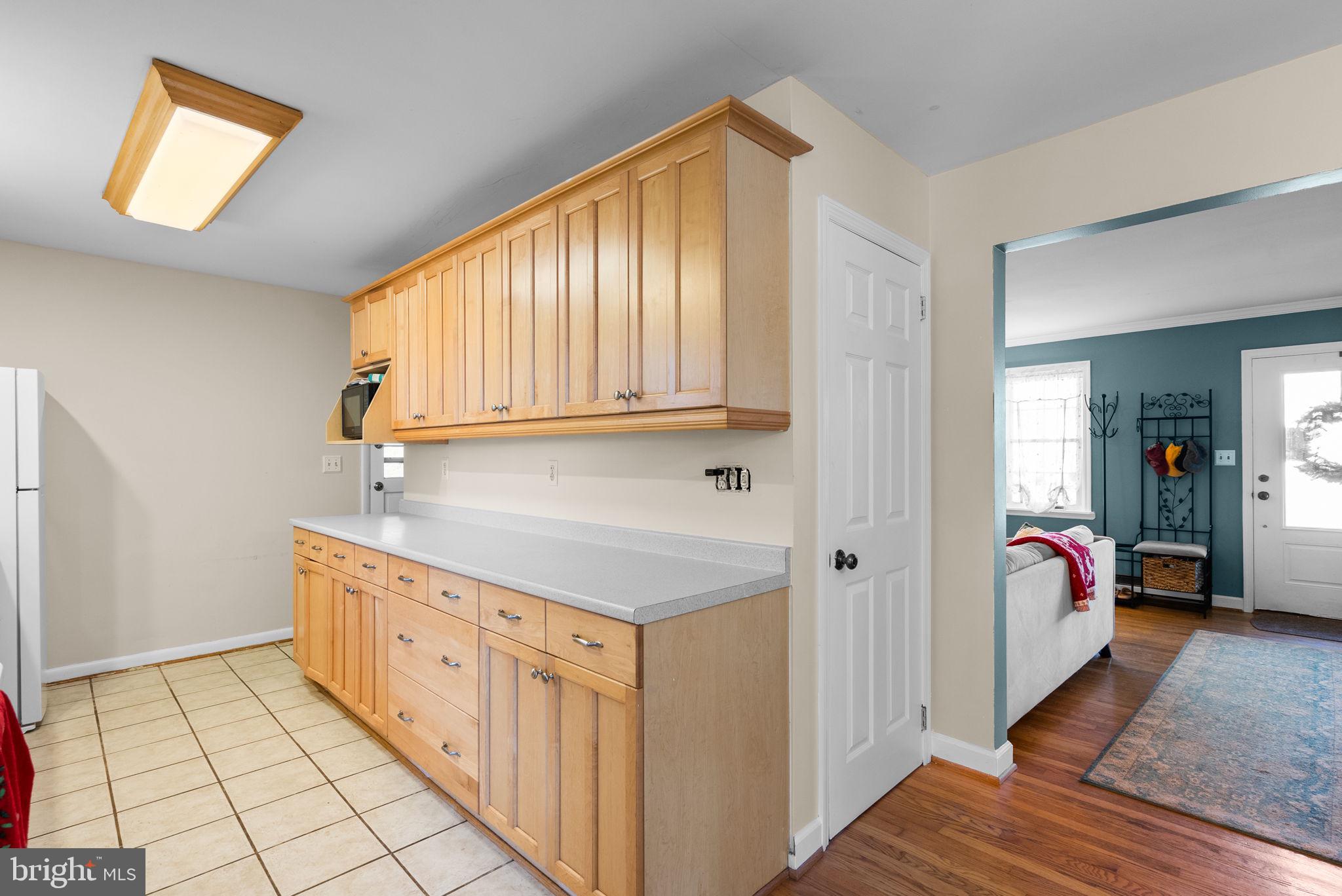 MAPLE CREST - Residential