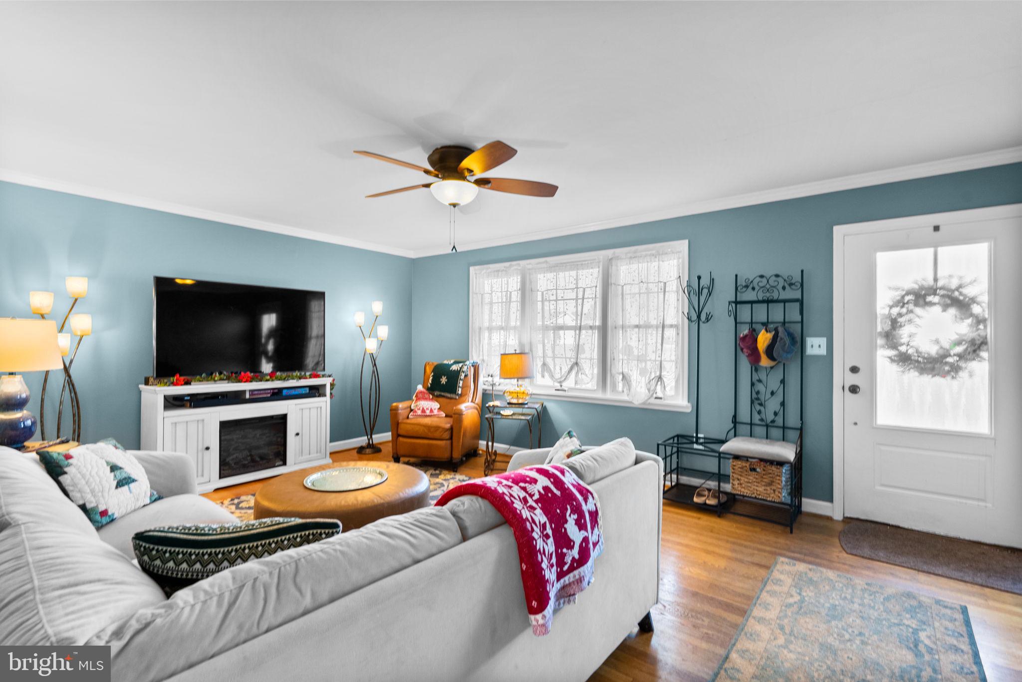 MAPLE CREST - Residential