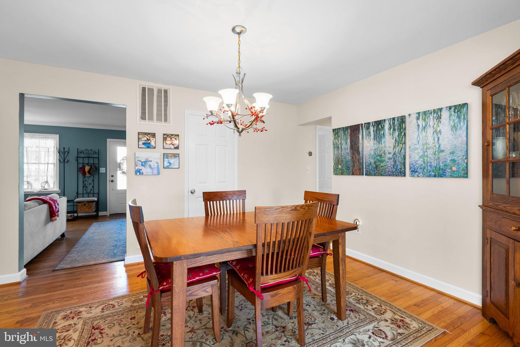 MAPLE CREST - Residential