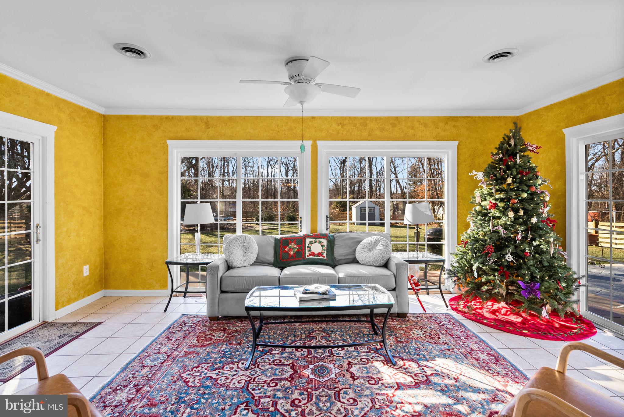 MAPLE CREST - Residential