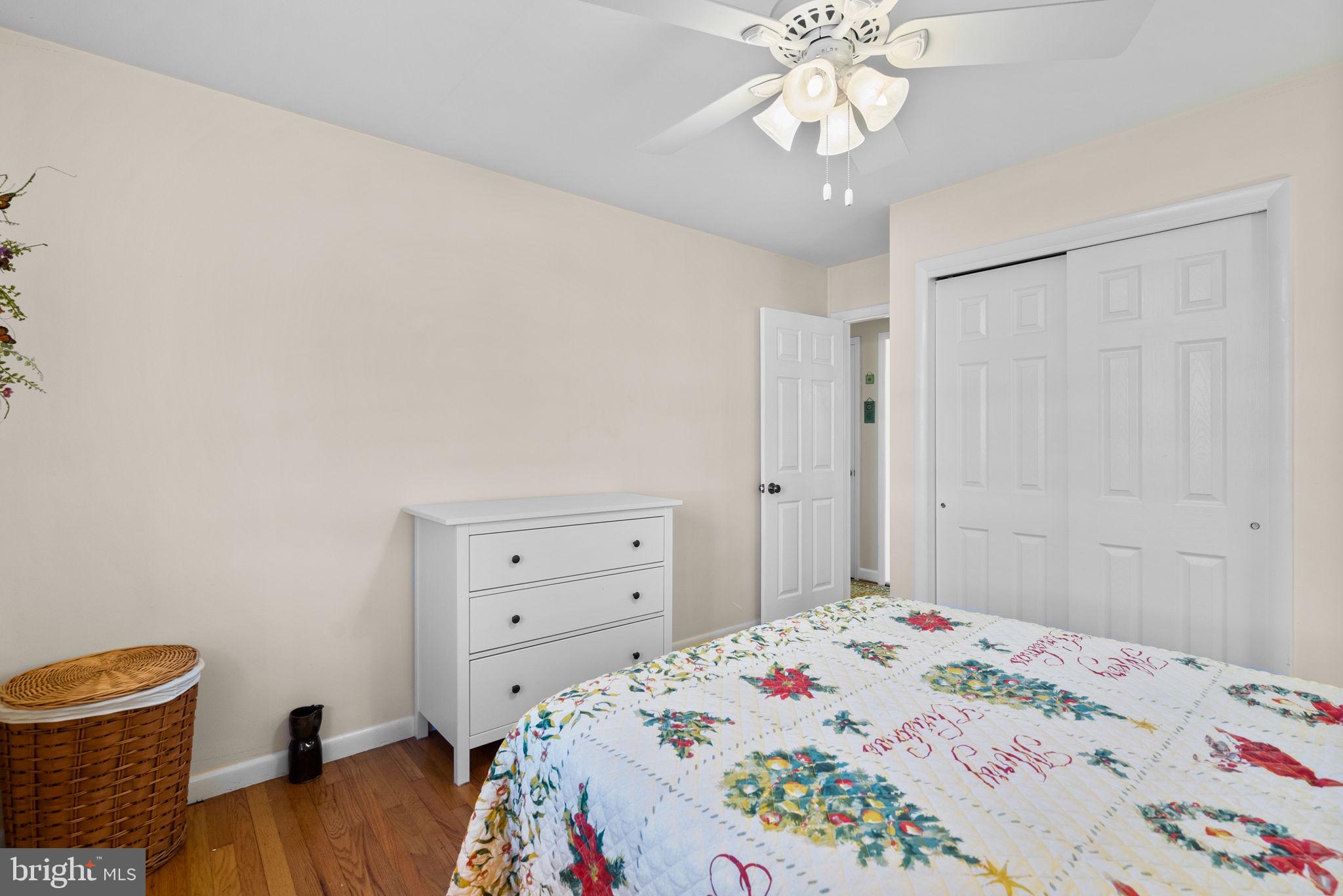 MAPLE CREST - Residential