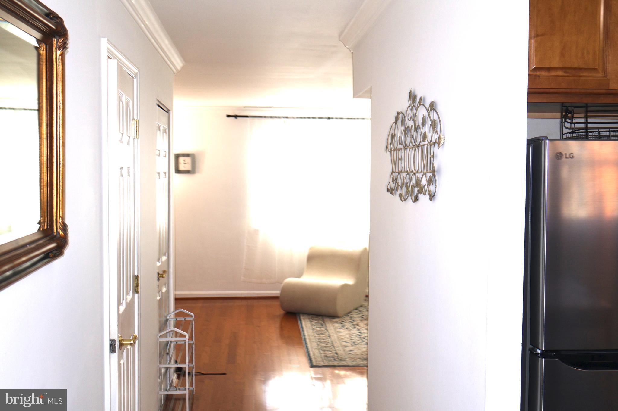 5934 MAYFLOWER COURT