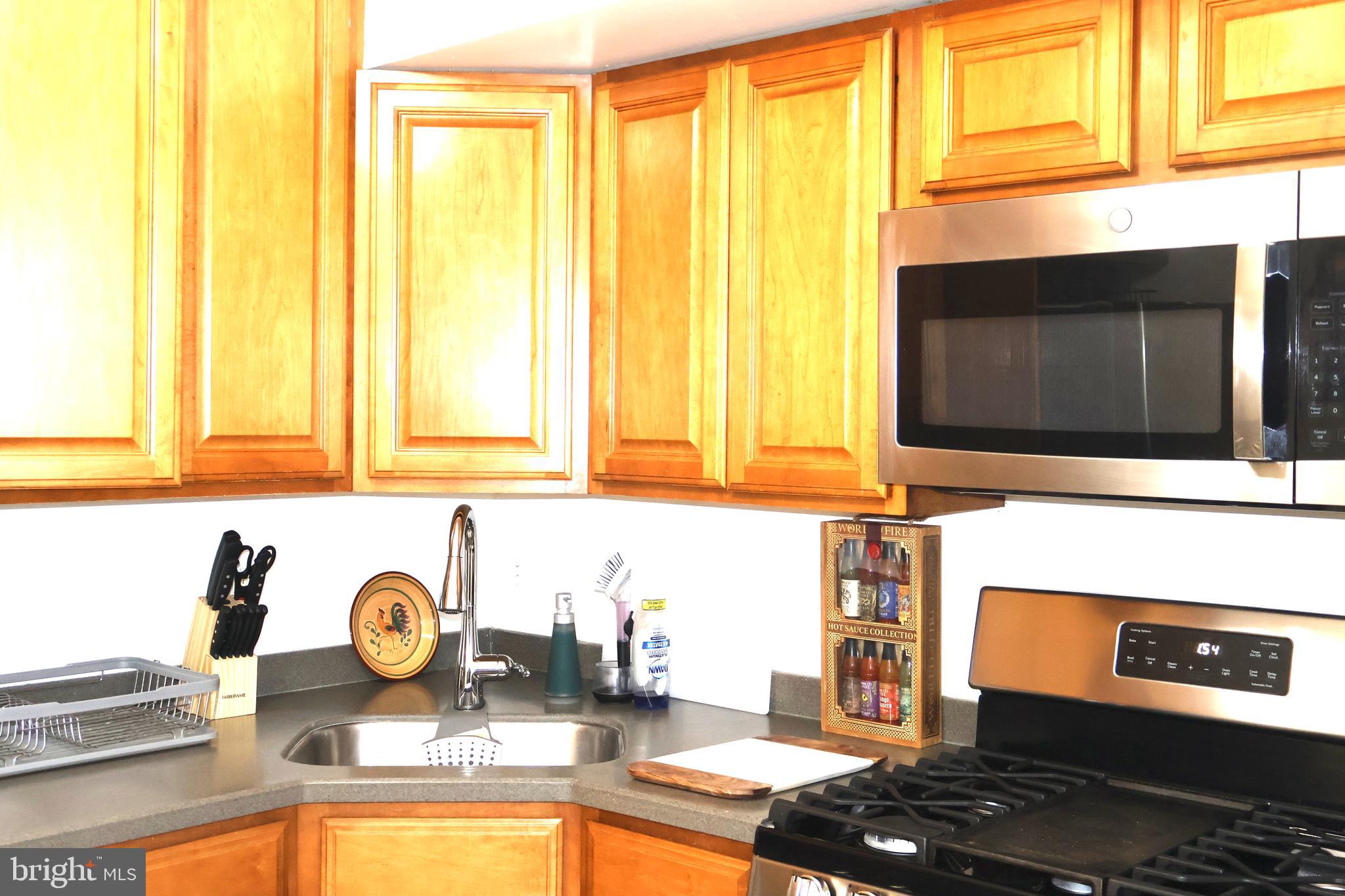 5934 MAYFLOWER COURT