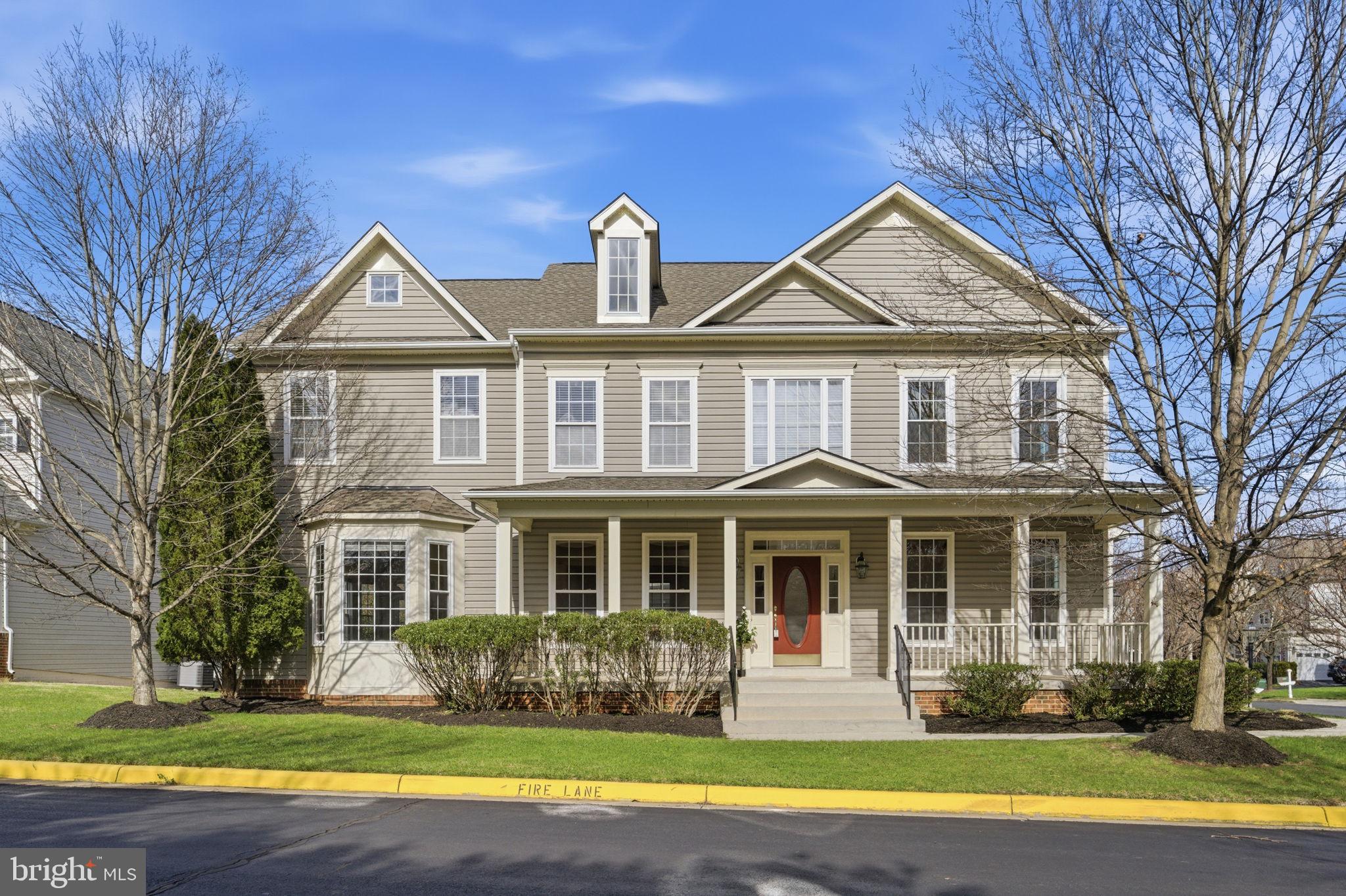 SIGNATURE AT BROADLANDS - Residential