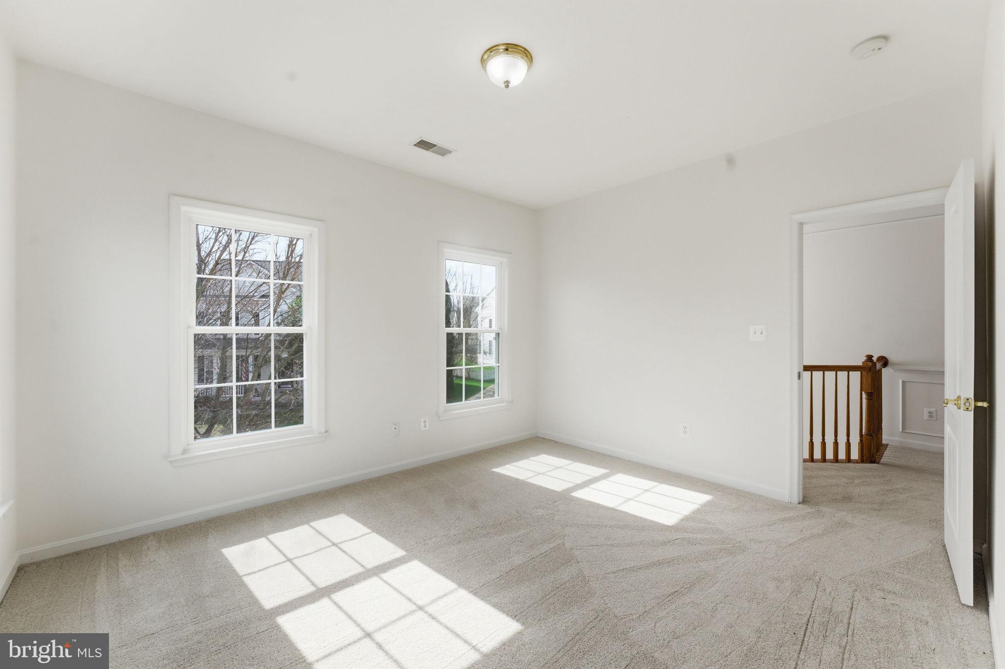 SIGNATURE AT BROADLANDS - Residential