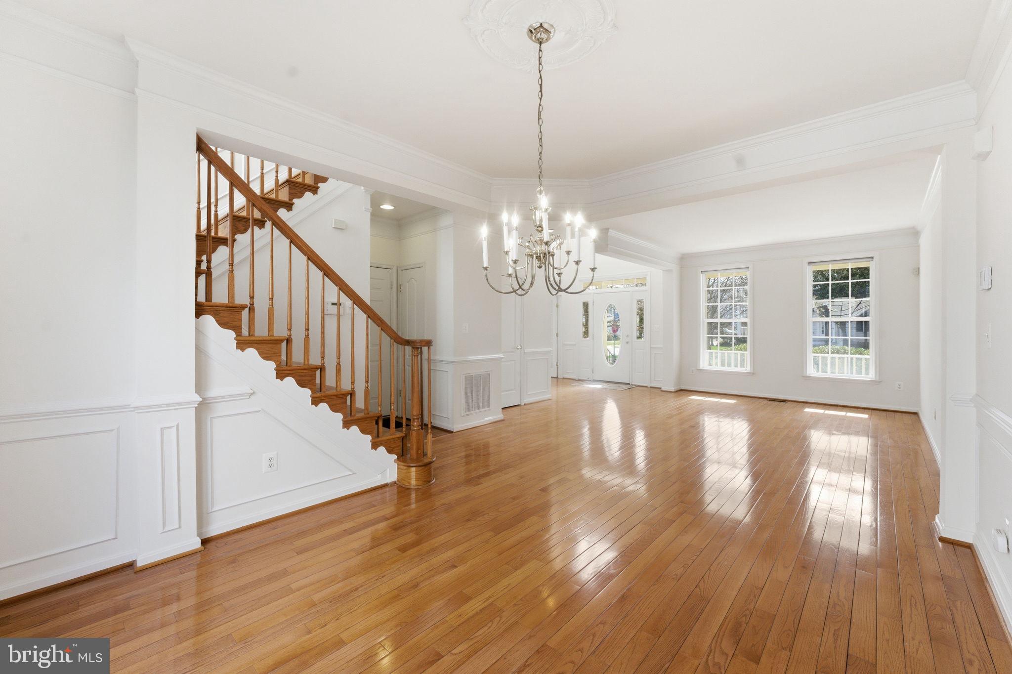 SIGNATURE AT BROADLANDS - Residential