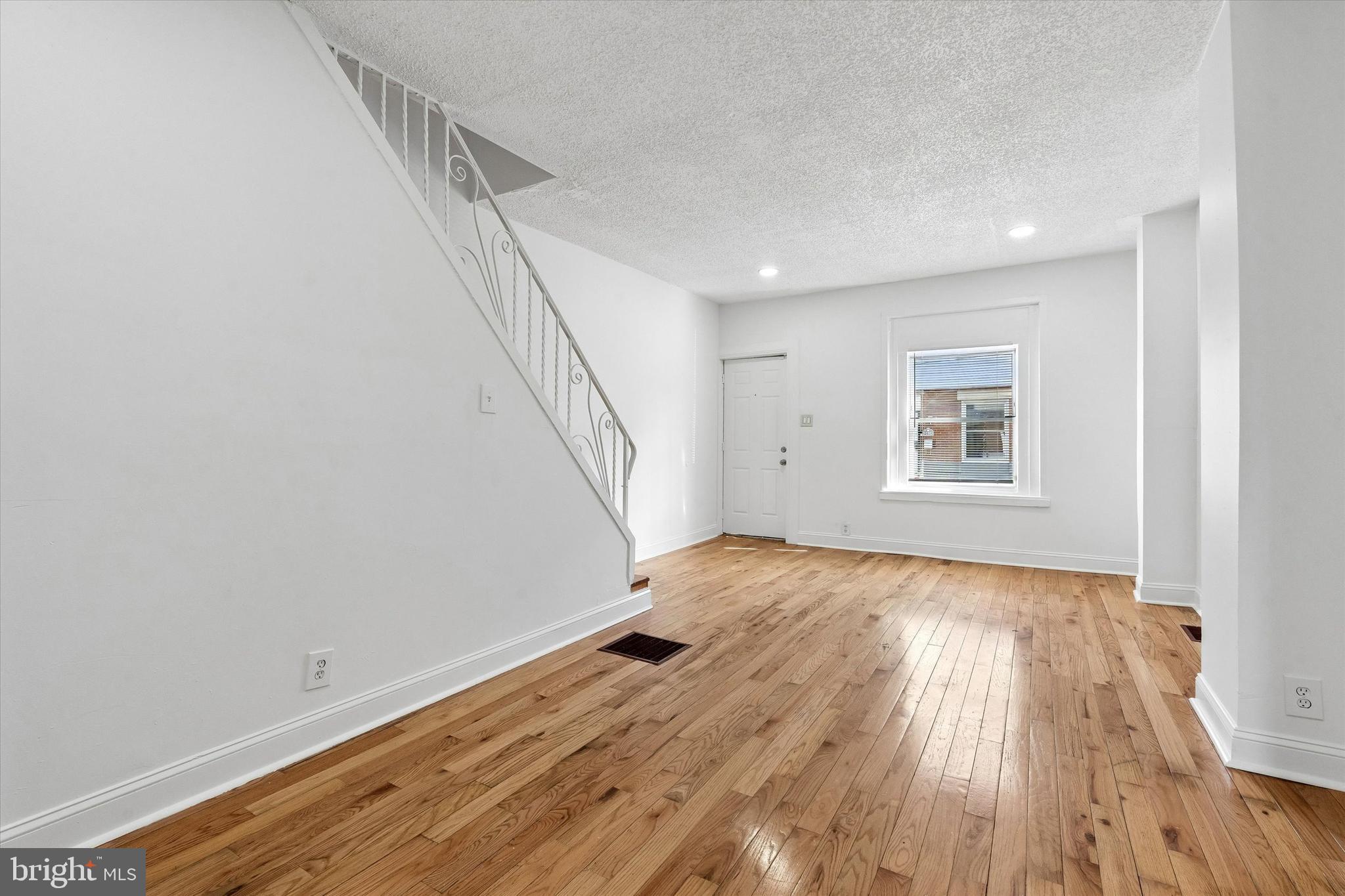 HARROWGATE - Residential