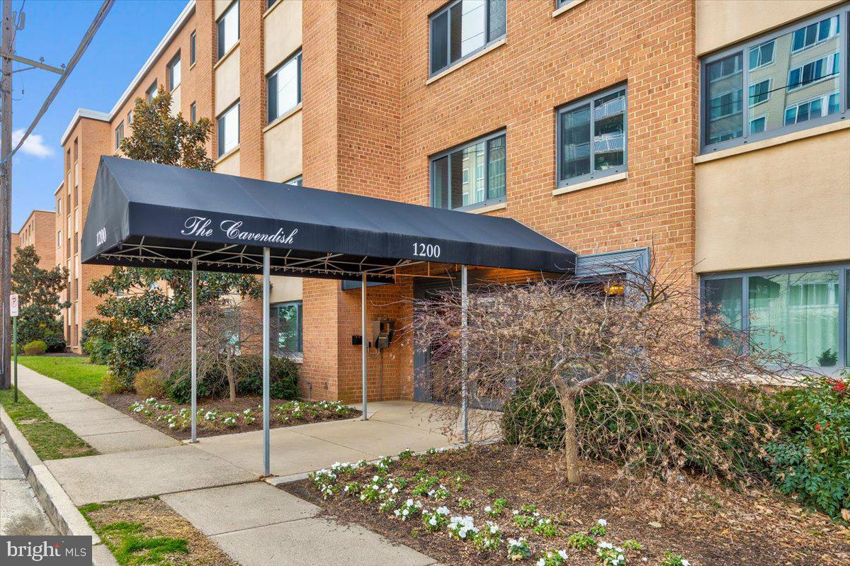 THE CAVENDISH - Residential Lease