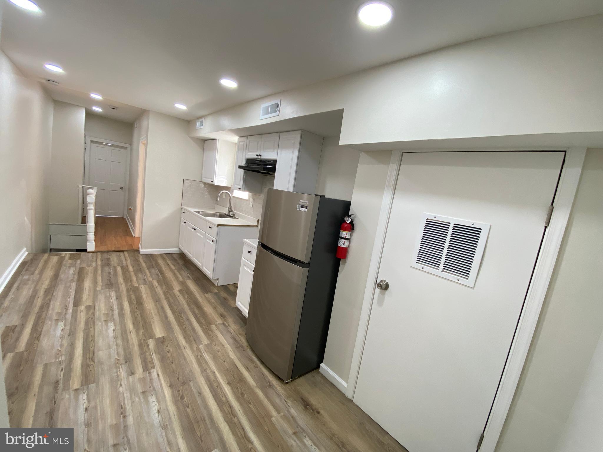 KENSINGTON - Residential
