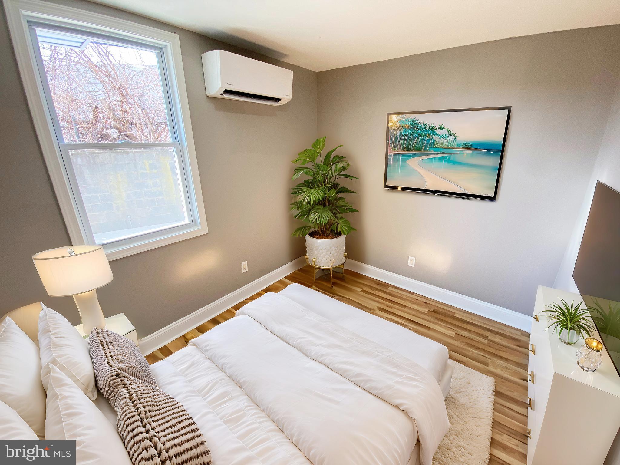 KENSINGTON - Residential