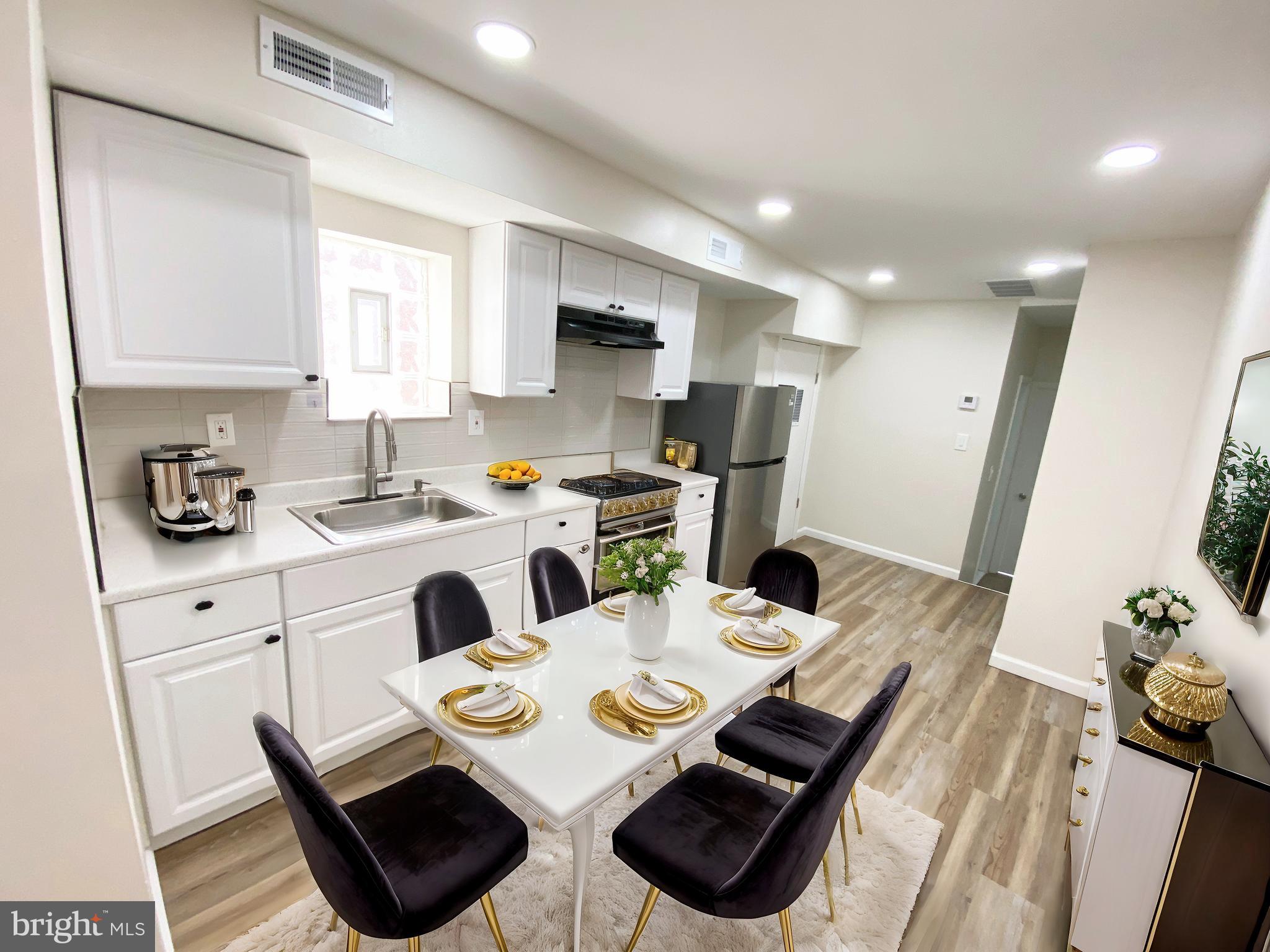 KENSINGTON - Residential