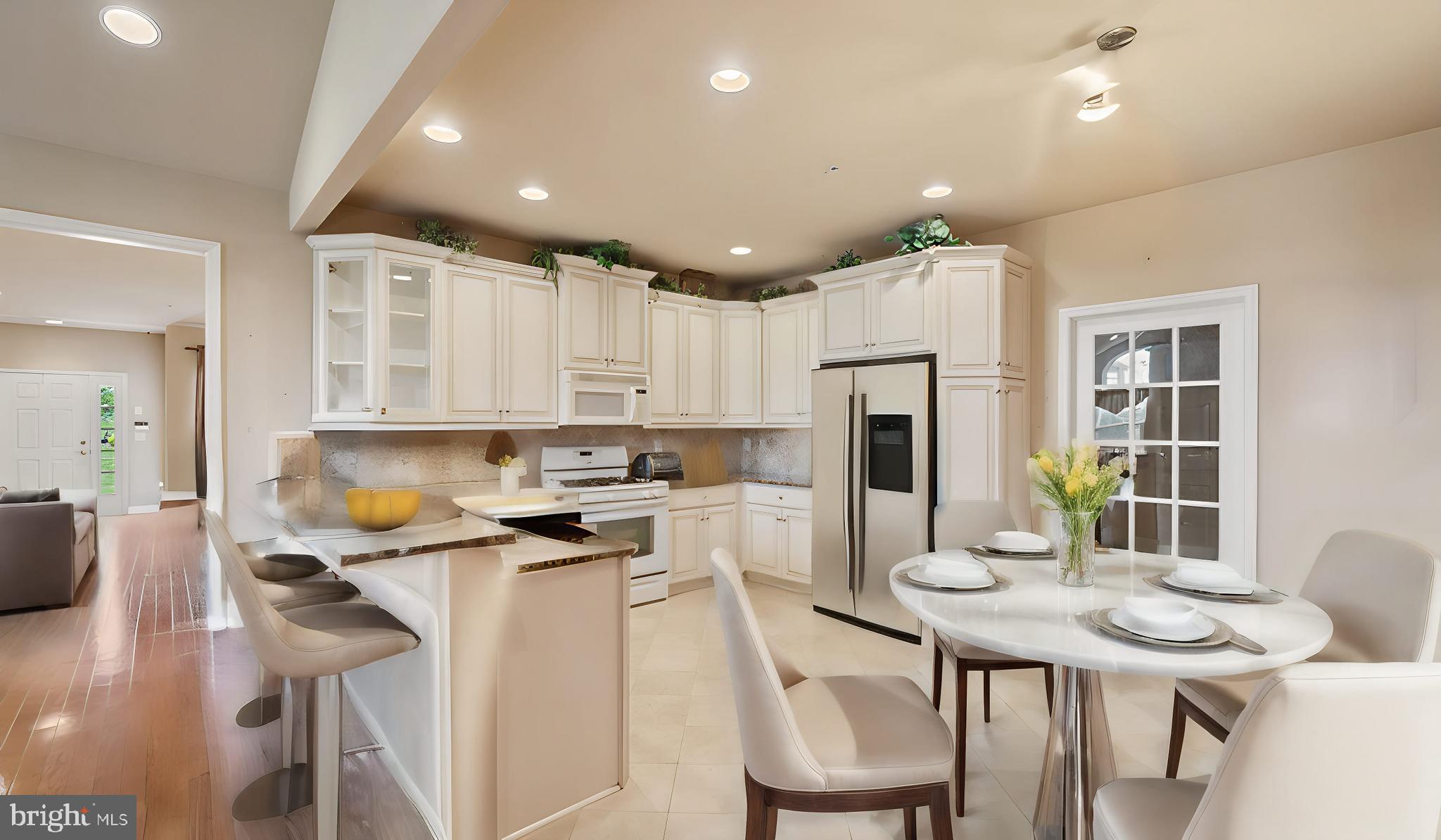 VILLAS AT LINFIELD - Residential