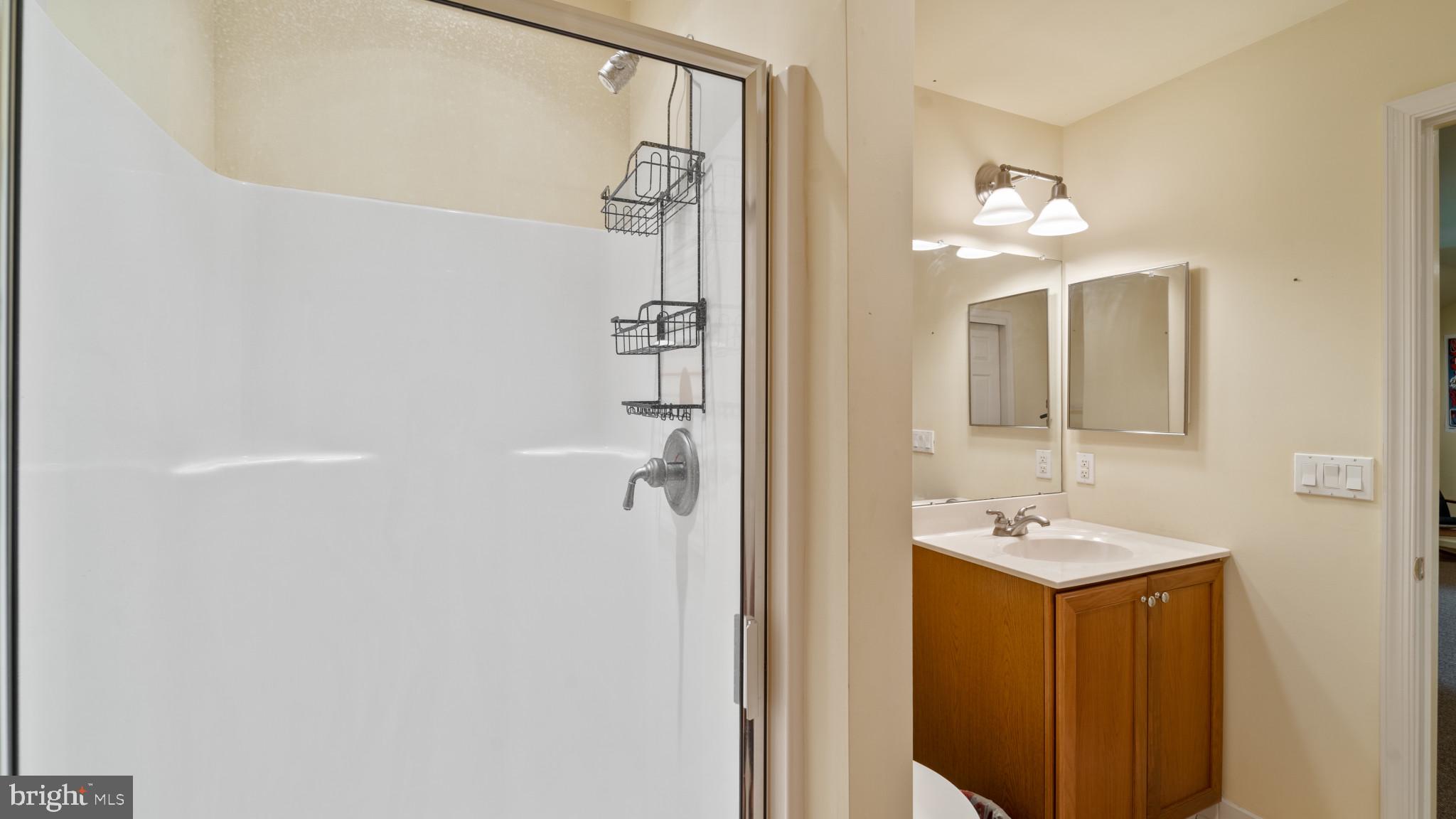 VILLAS AT LINFIELD - Residential