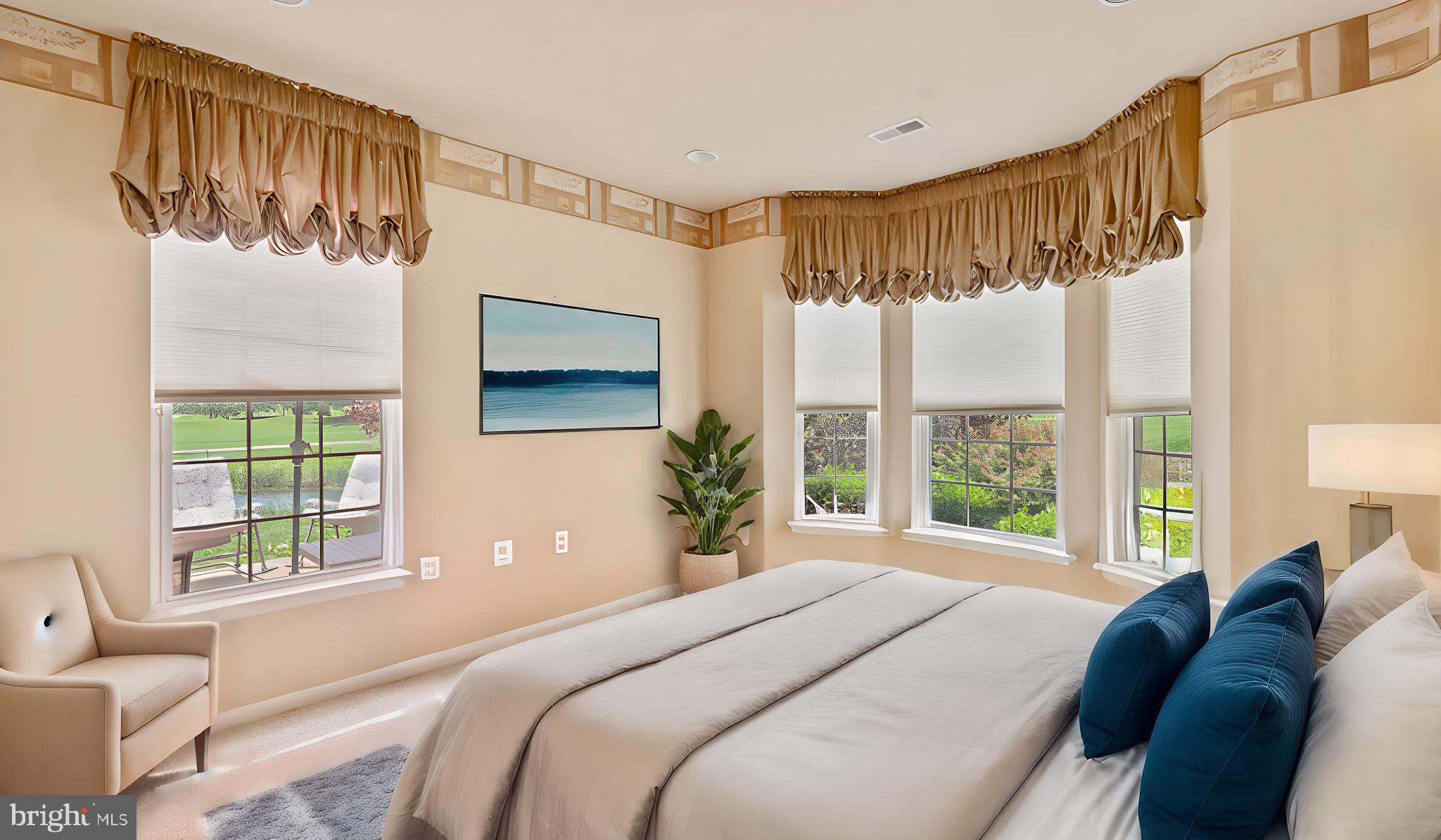 VILLAS AT LINFIELD - Residential