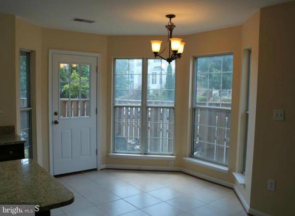 FAIR LAKES LAND BAY - Residential