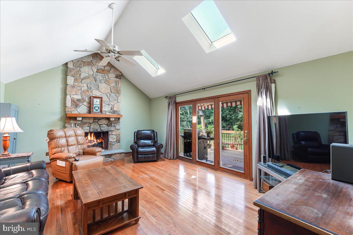 MOUNT ALVERNO - Residential