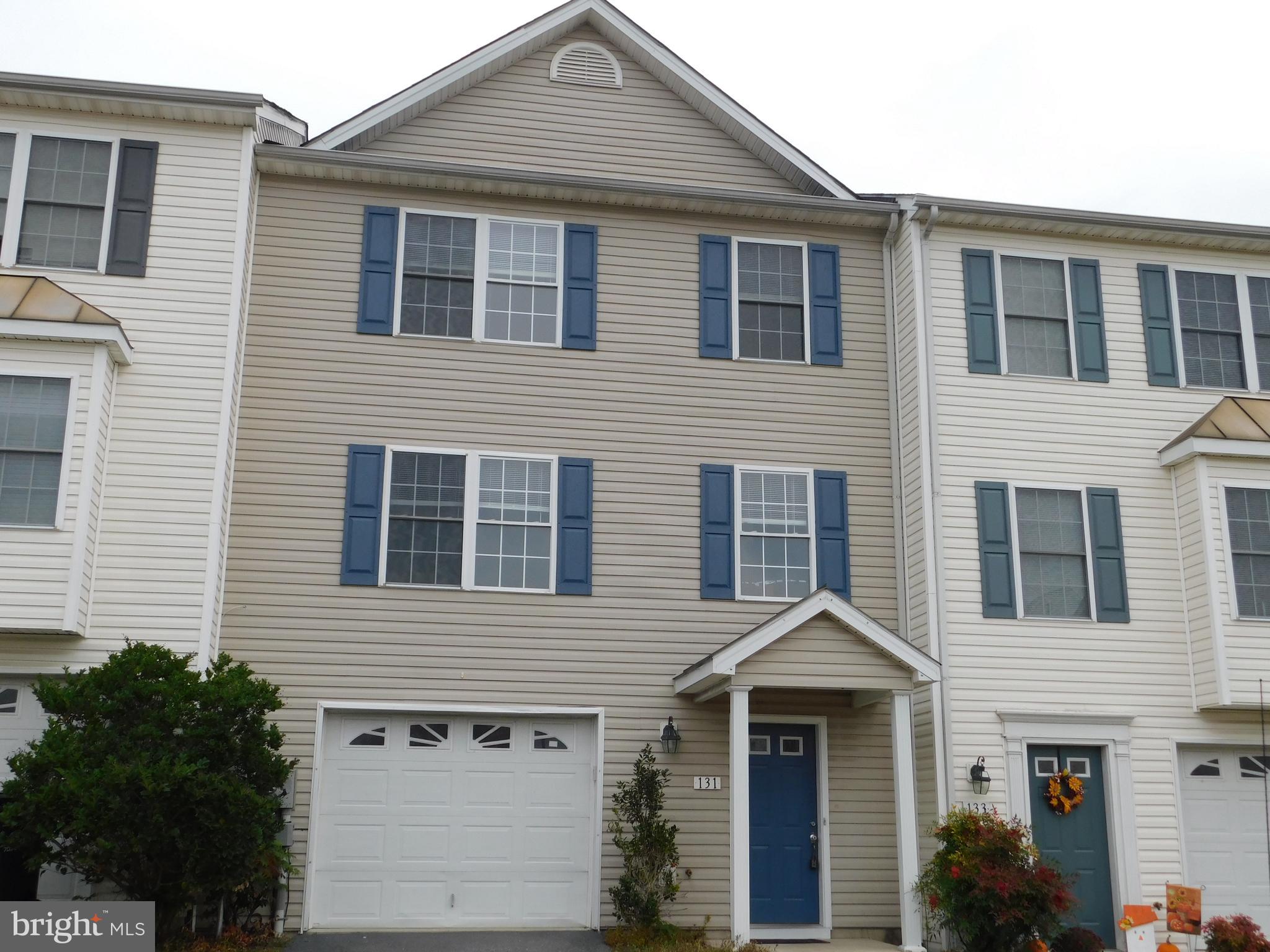 WINDSTONE TOWNHOMES - Residential Lease