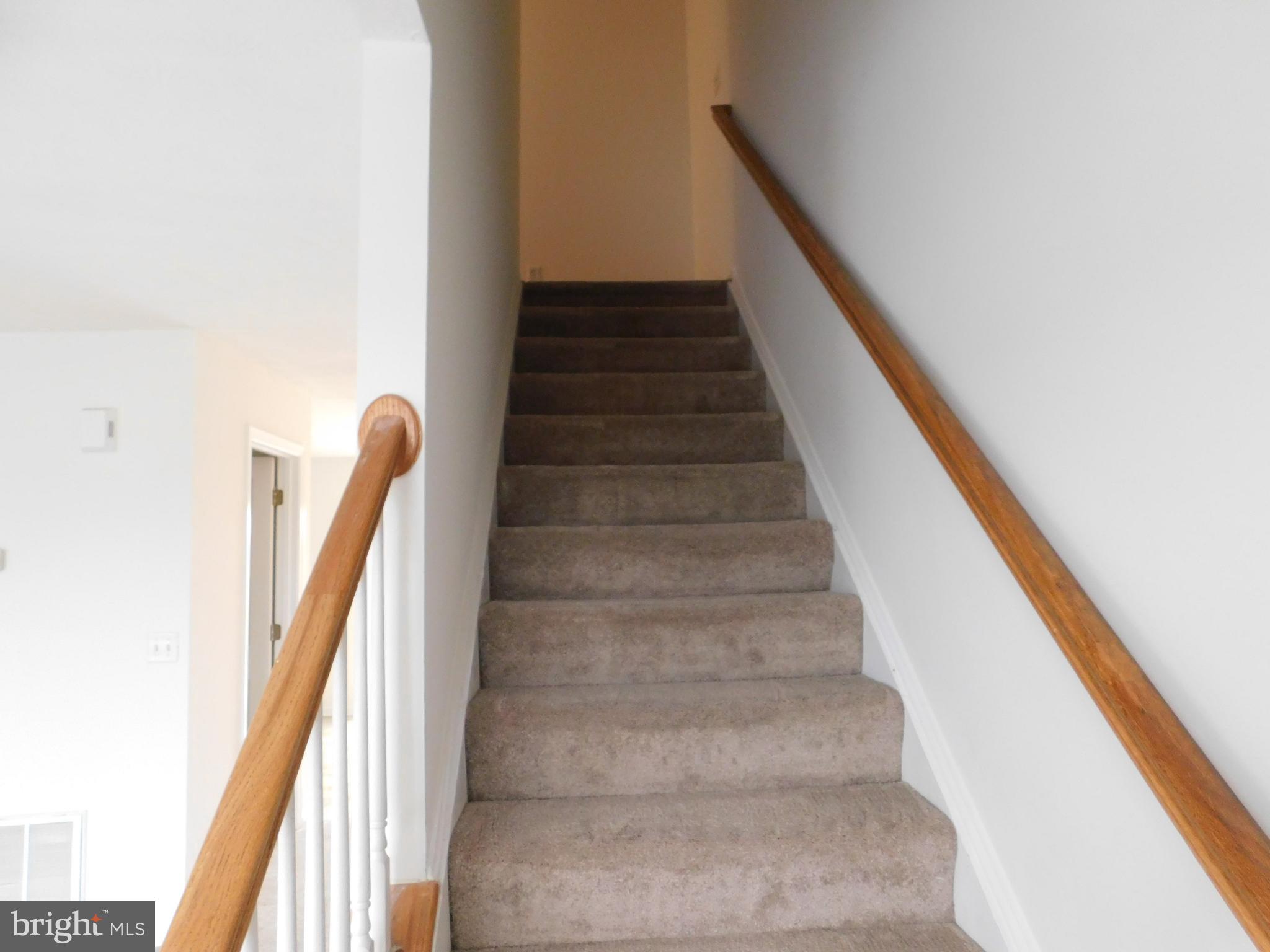 WINDSTONE TOWNHOMES - Residential Lease