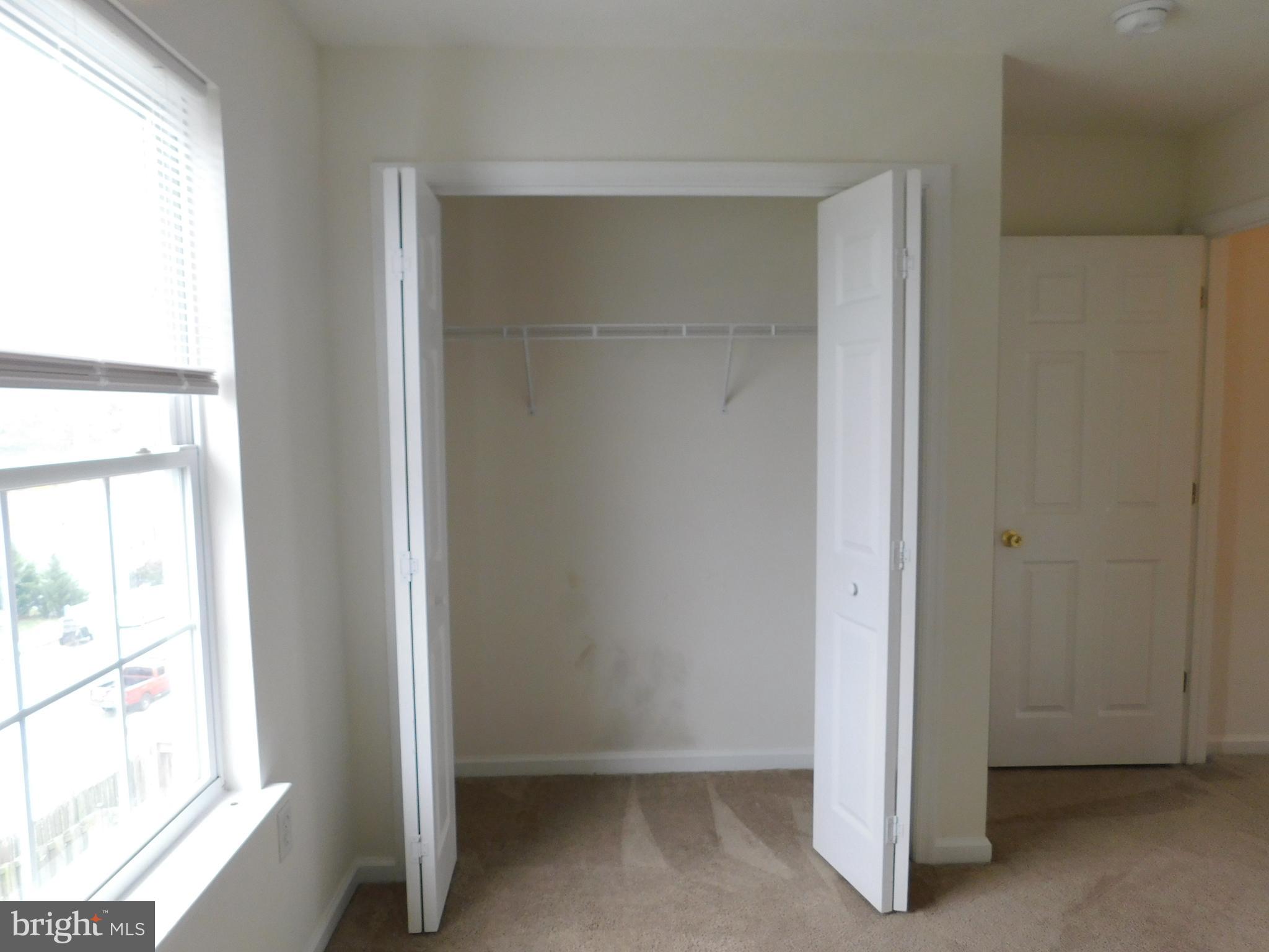 WINDSTONE TOWNHOMES - Residential Lease