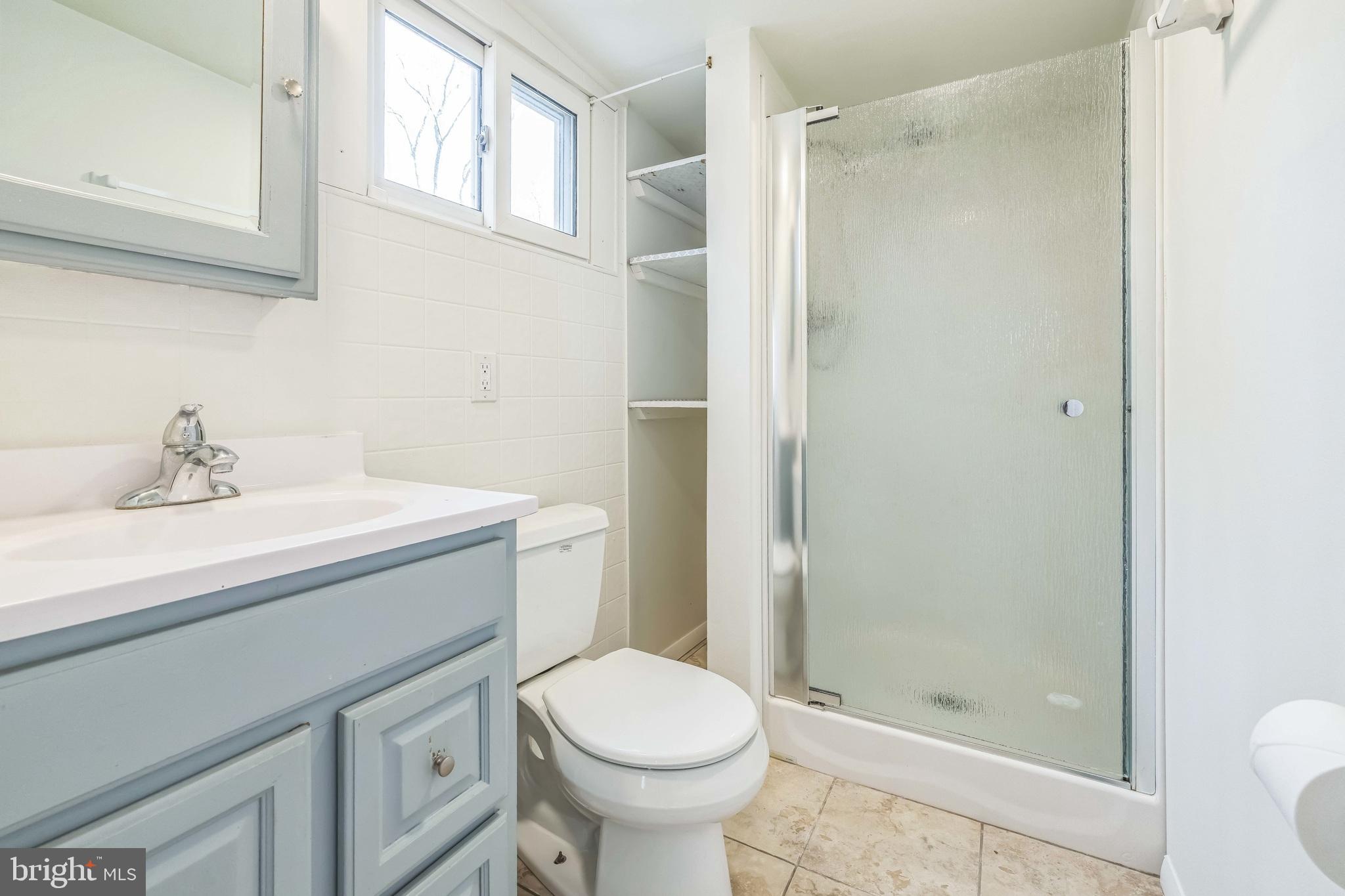 GREEN LANE - Residential Lease