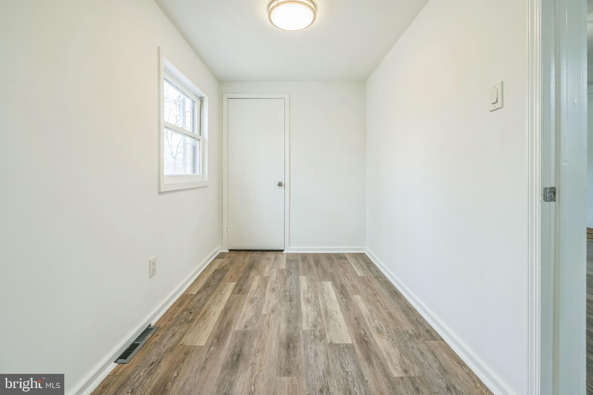 GREEN LANE - Residential Lease