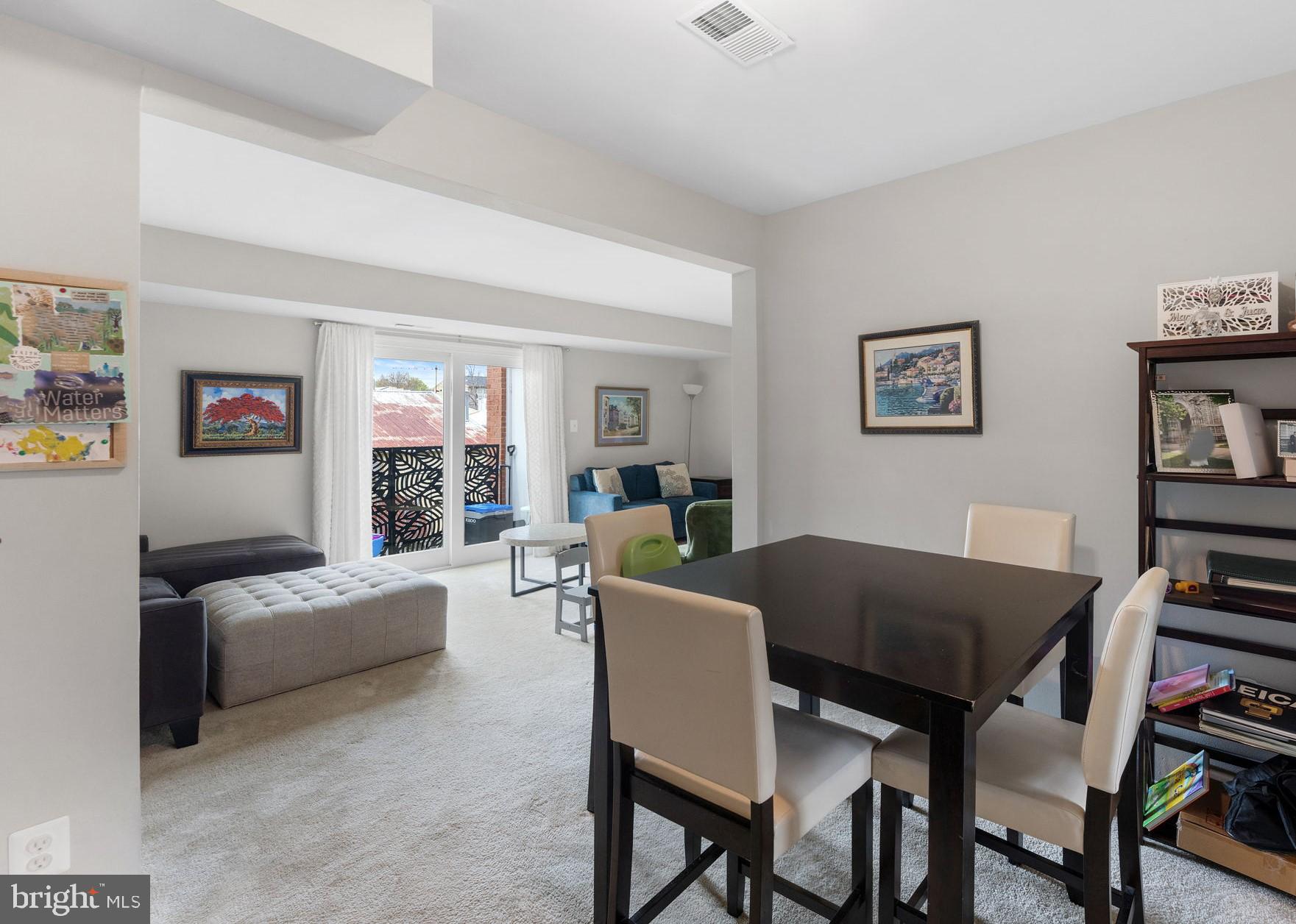 LEEDS SQUARE - Residential