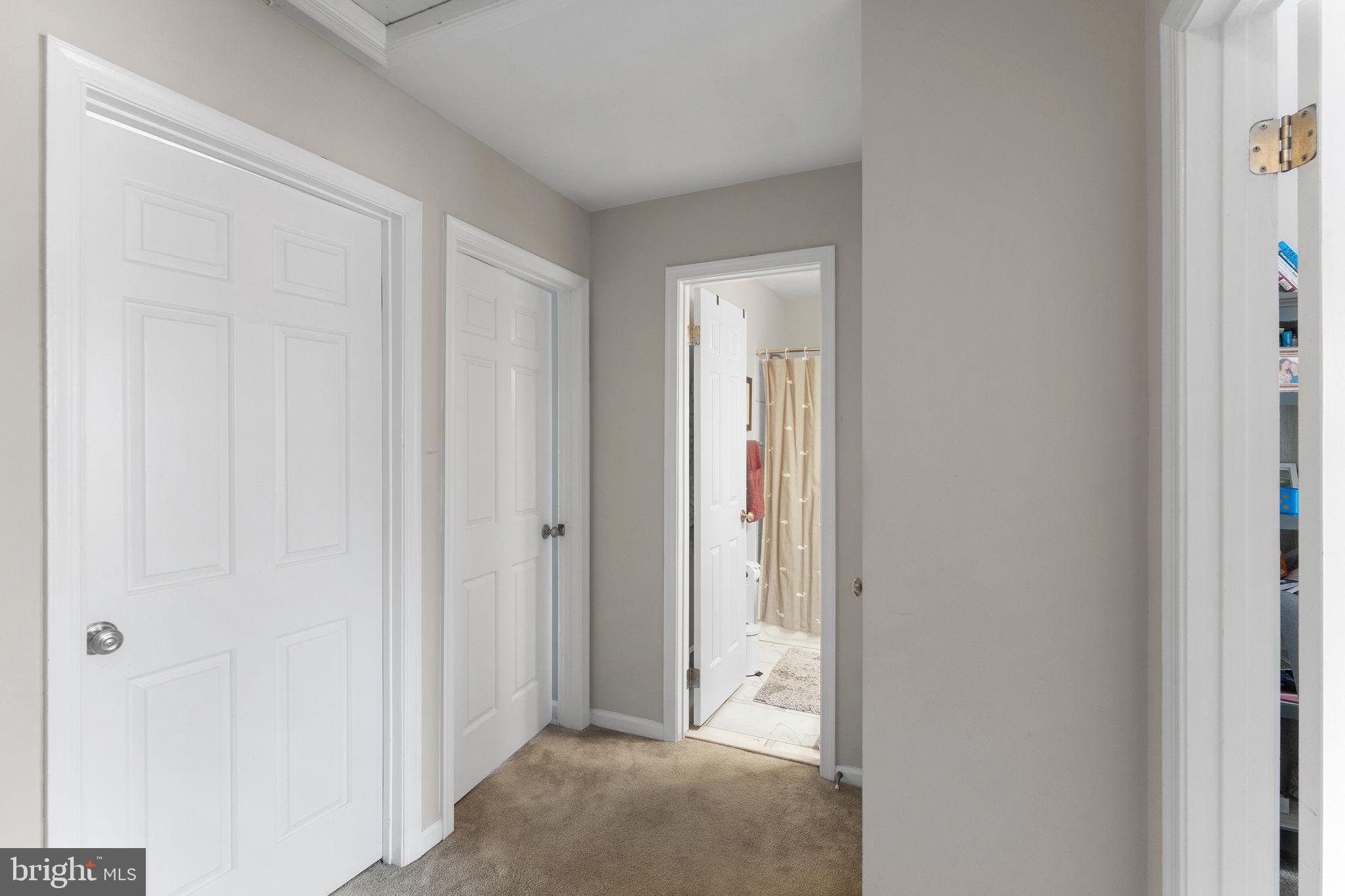 LEEDS SQUARE - Residential